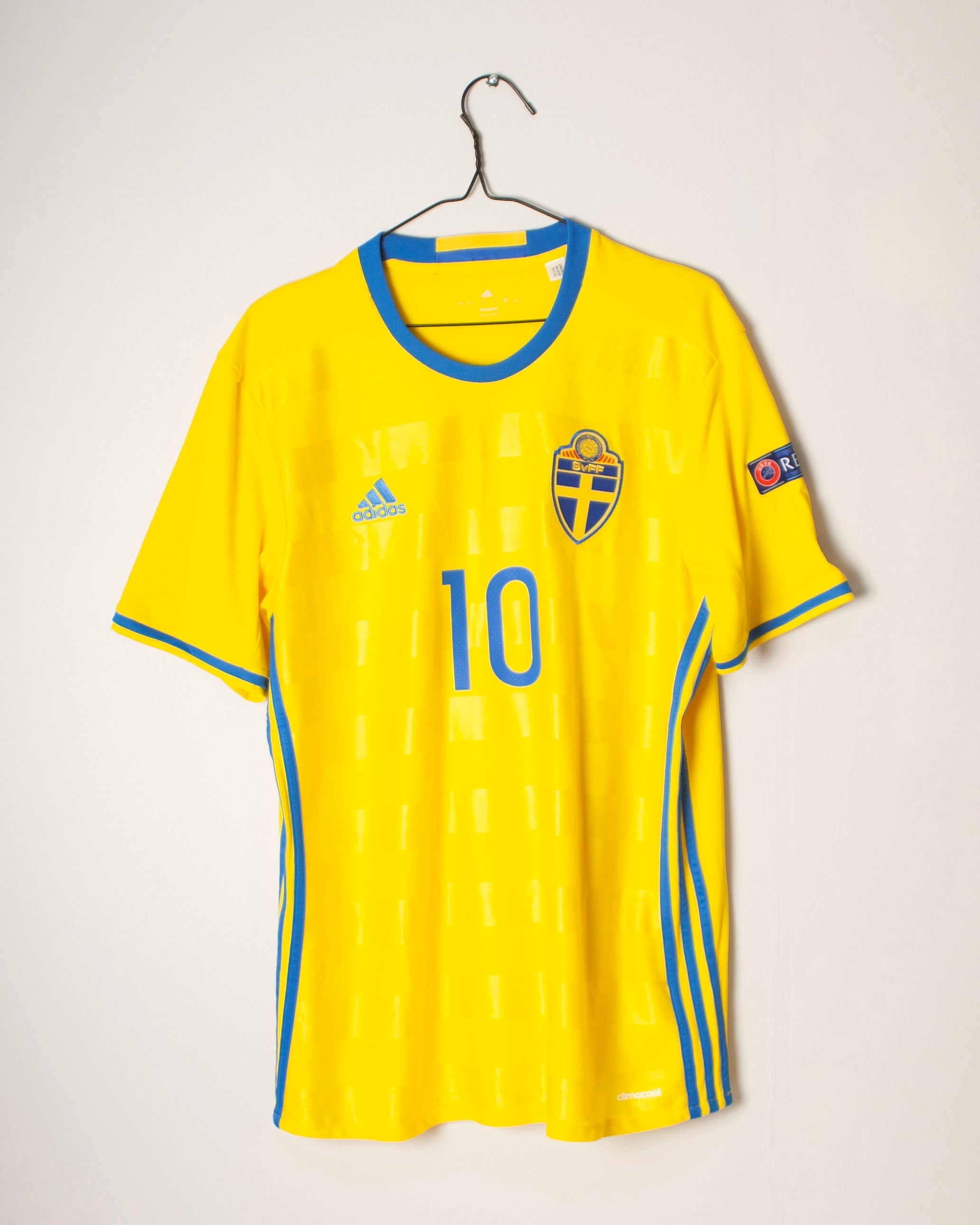 Adidas - Sweden 2016 Home Football Shirt 'IBRAHIMOVIC'