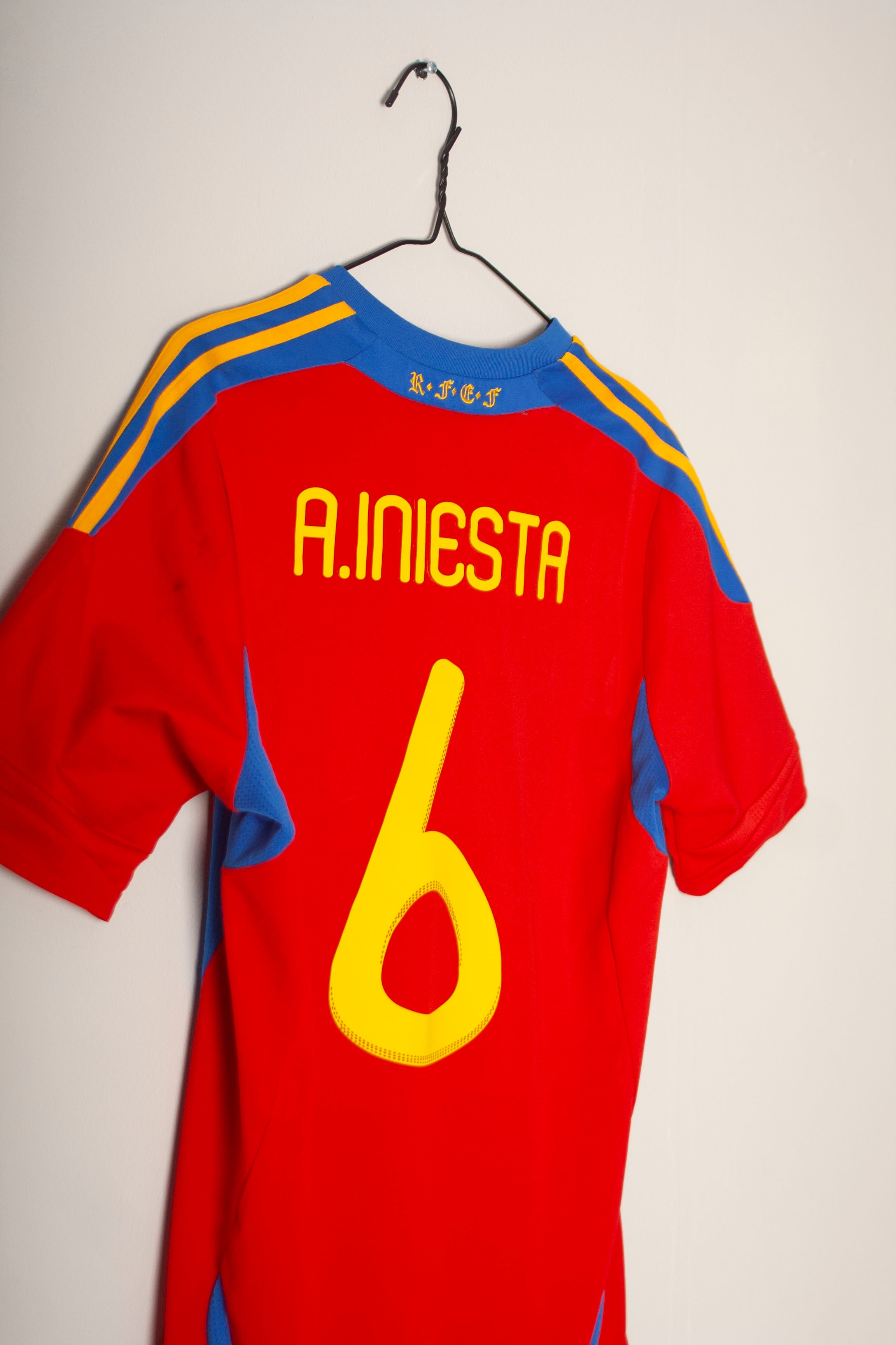 Adidas - Spain 2011 Home Football Shirt 'A.INIESTA'