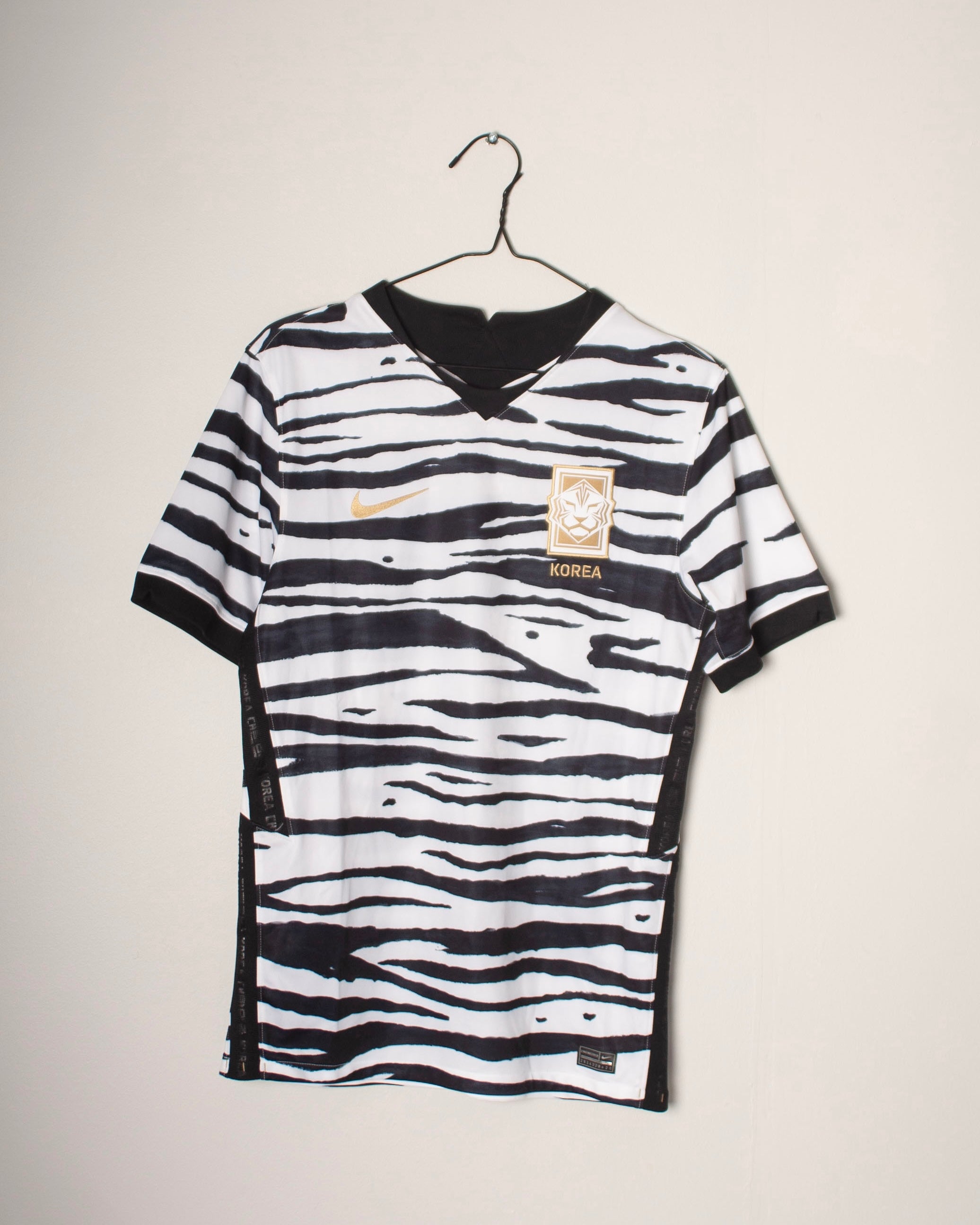 Nike - South Korea 2020/21 Away Football Shirt