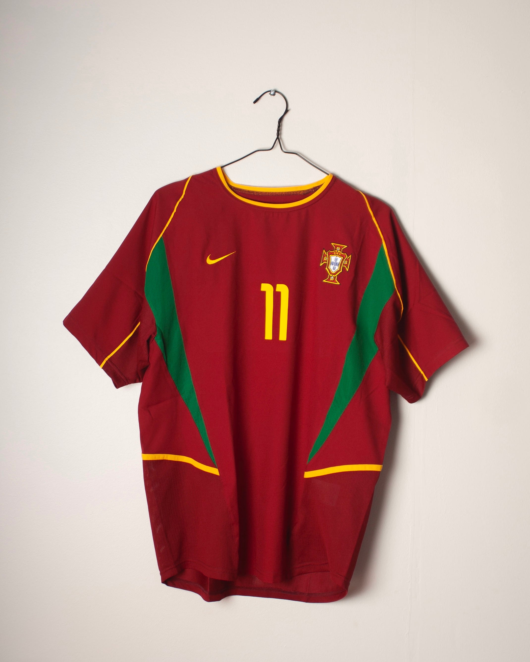 Nike - Portugal 2002 Home Football Shirt 'C.RONALDO'