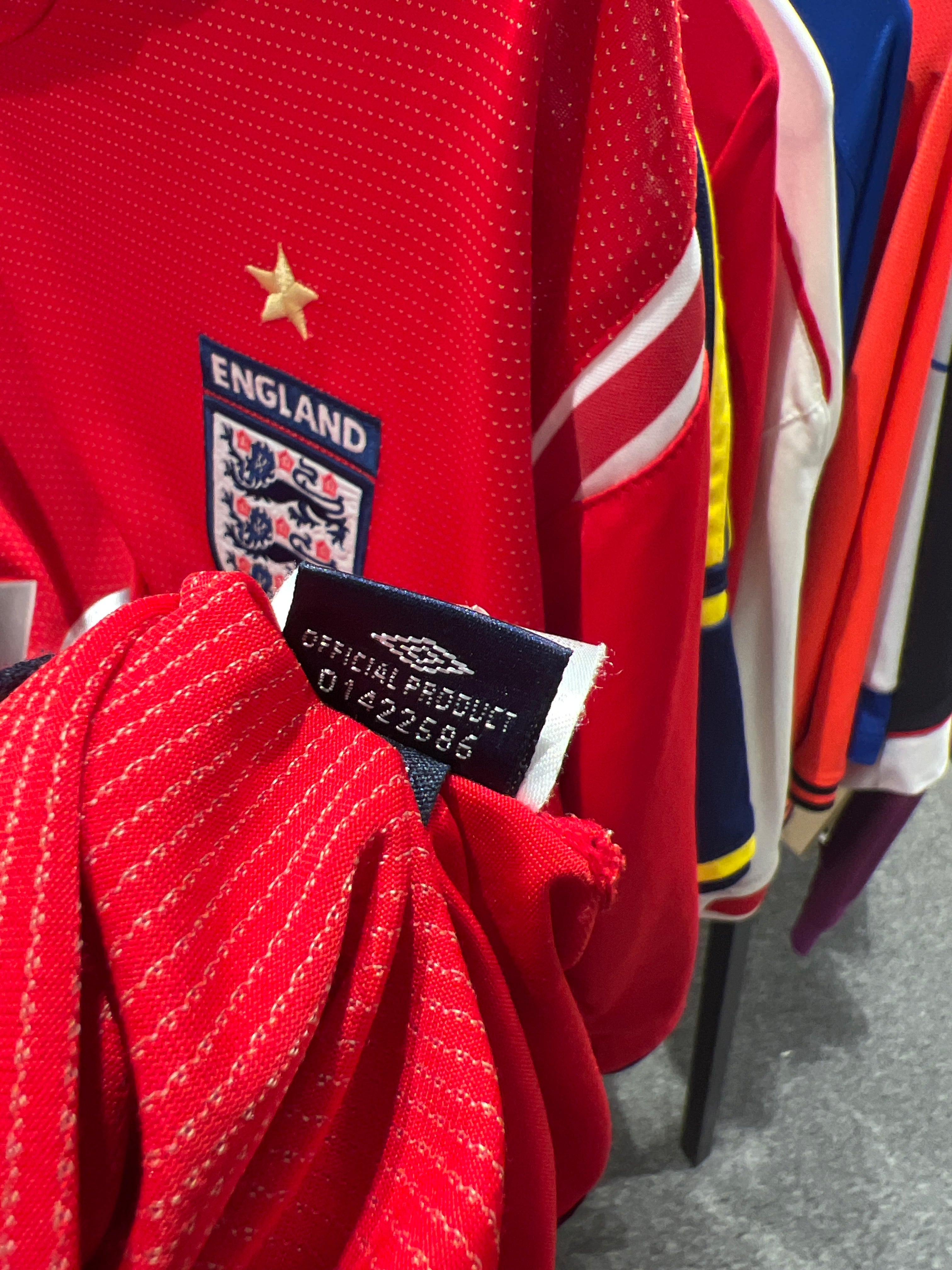 Umbro - England 2004 Away Football Shirt 'J.COLE'