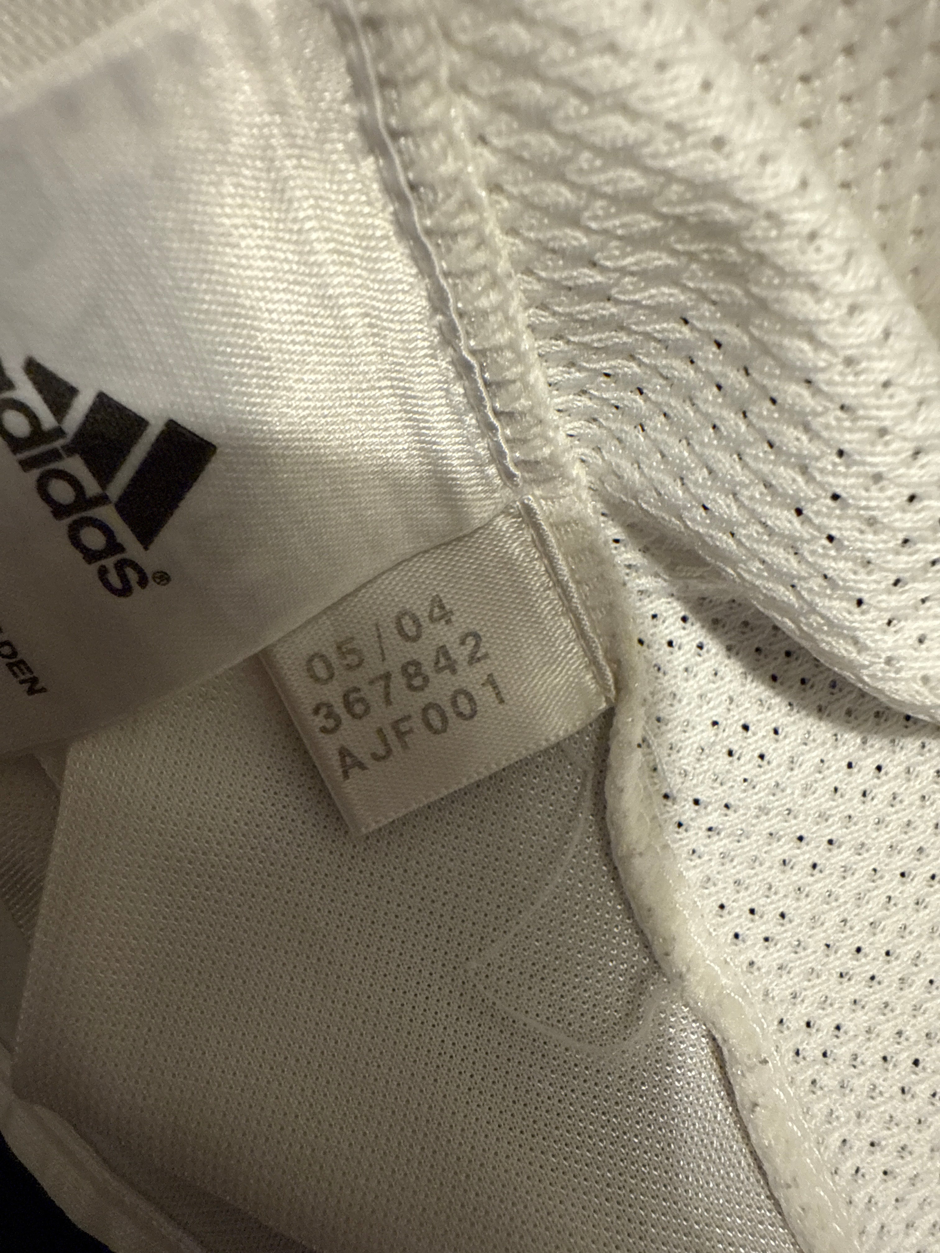 Adidas - Real Madrid 2004/05 Home Football Shirt 'R.CARLOS'