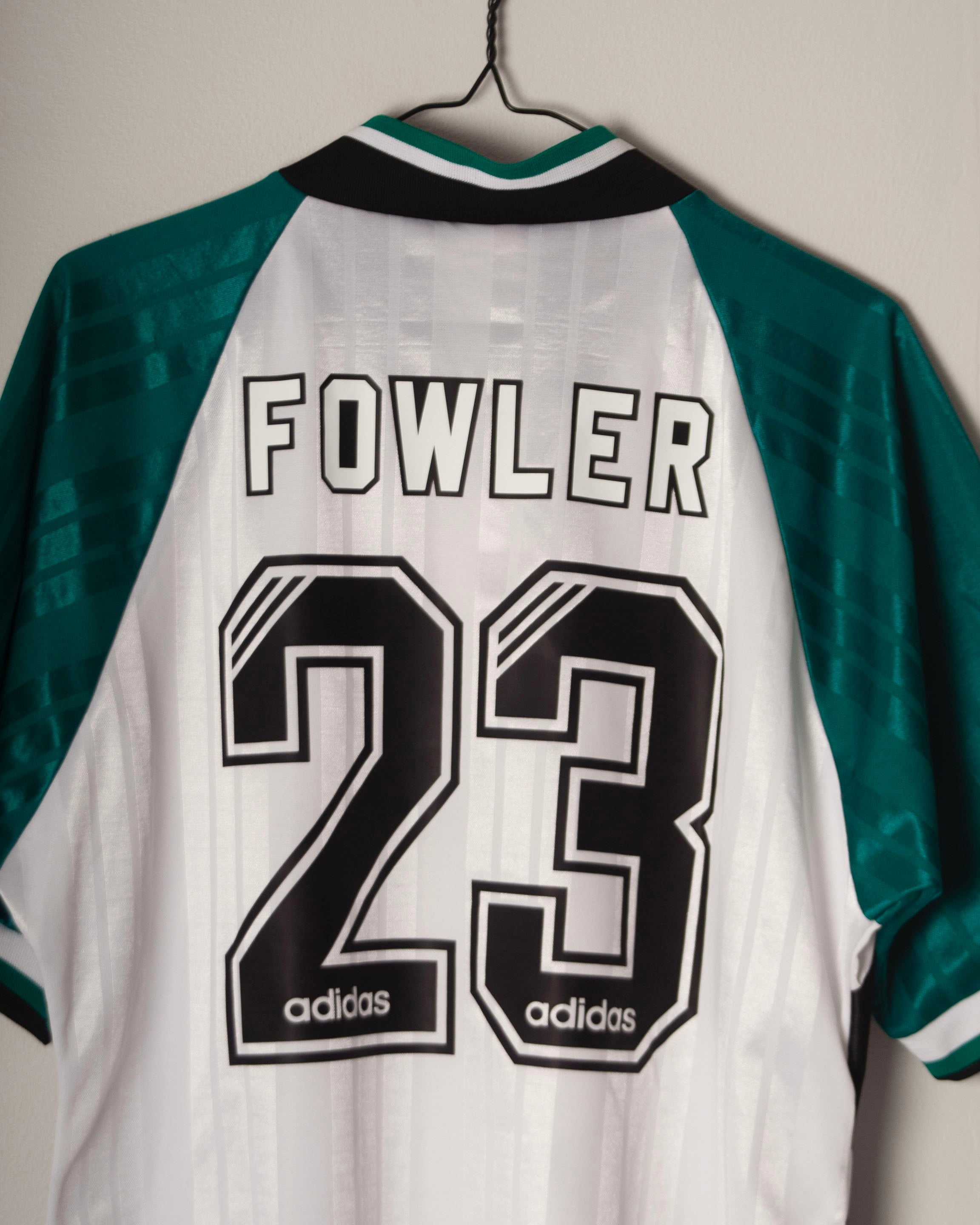 Adidas - Liverpool FC 1993/95 Away Football l Shirt 'FOWLER'
