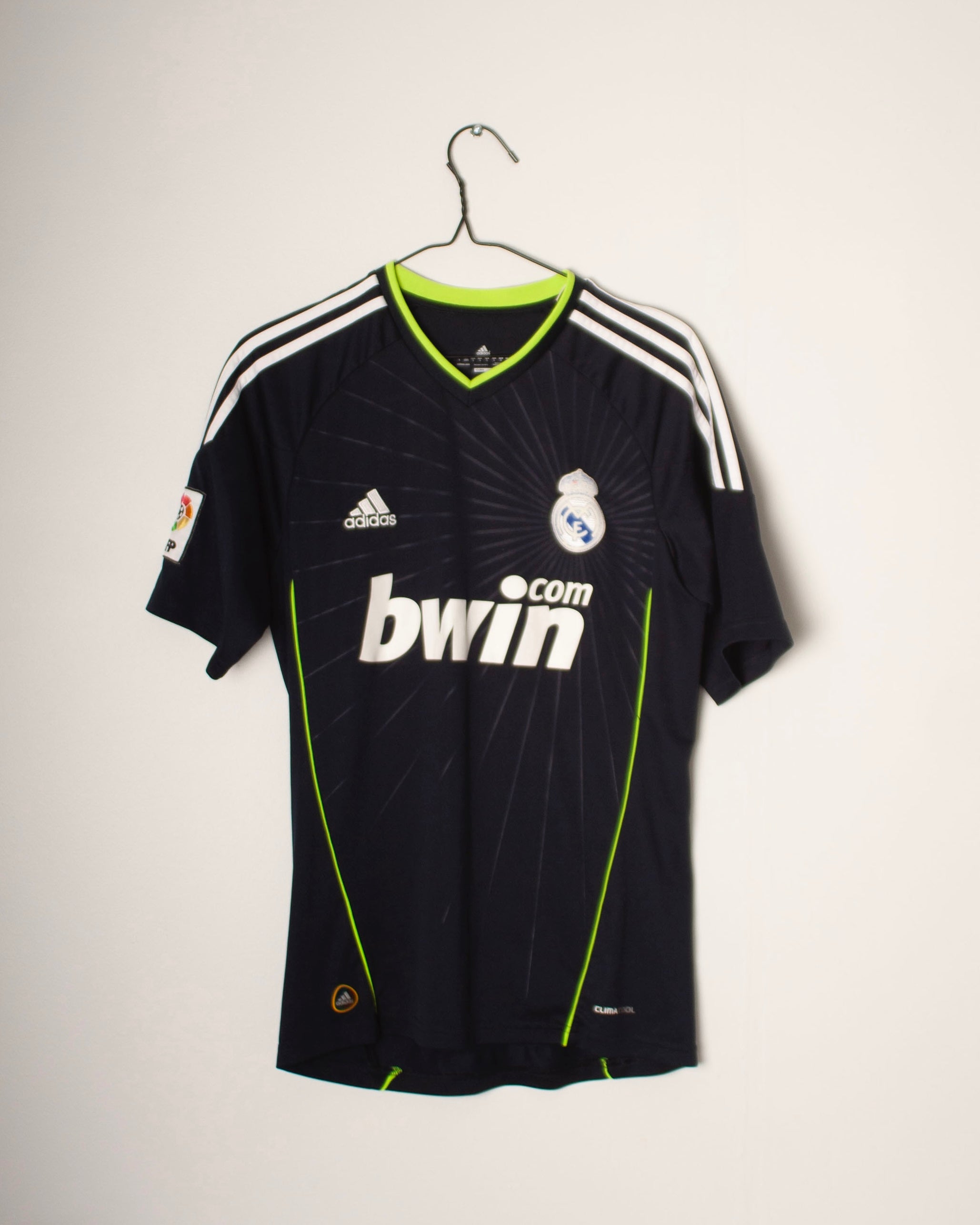 Adidas - Real Madrid 2010/11 Away Football Shirt 'ÖZIL'
