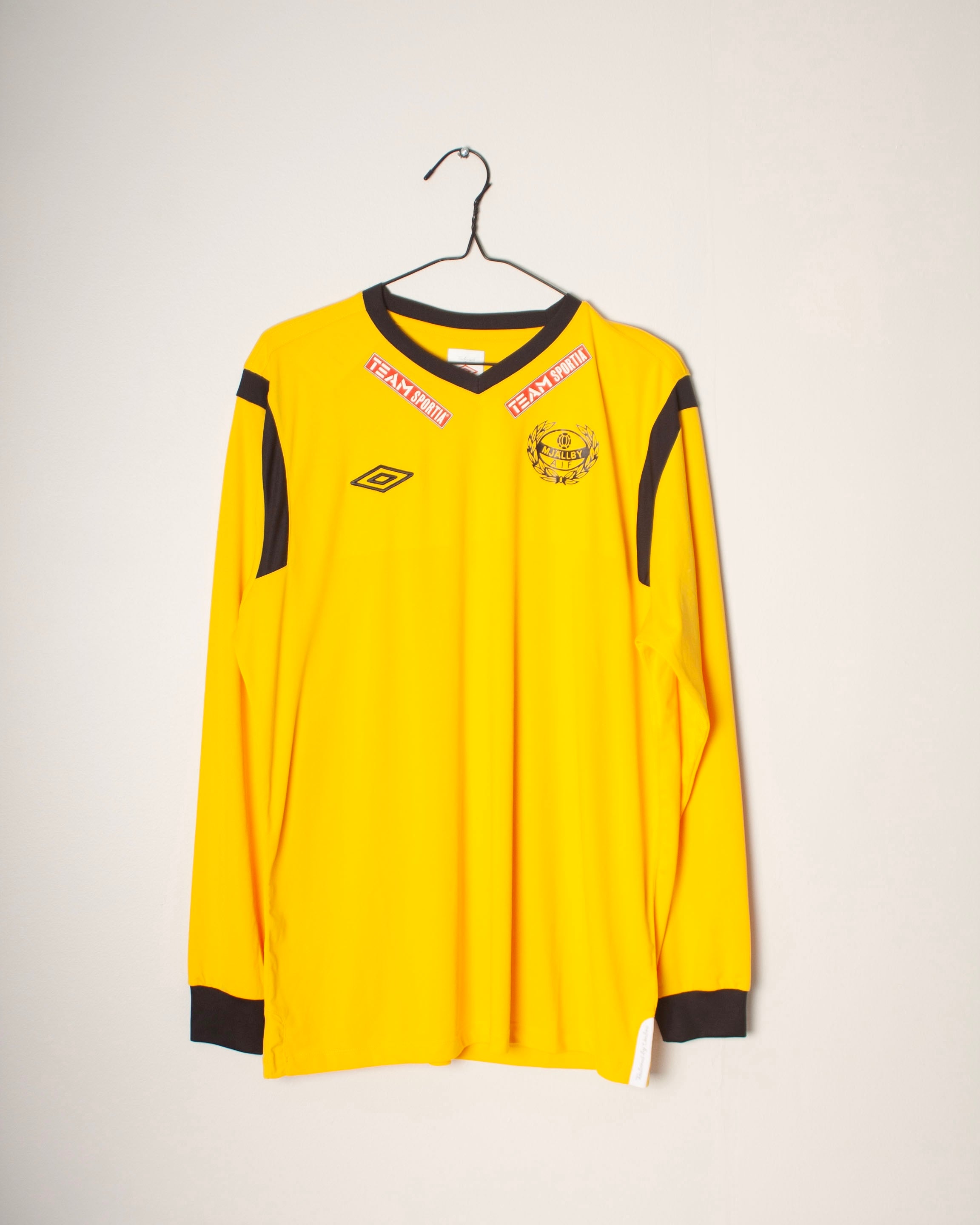 Umbro - Mjällby AIF 2013 Home Football Shirt