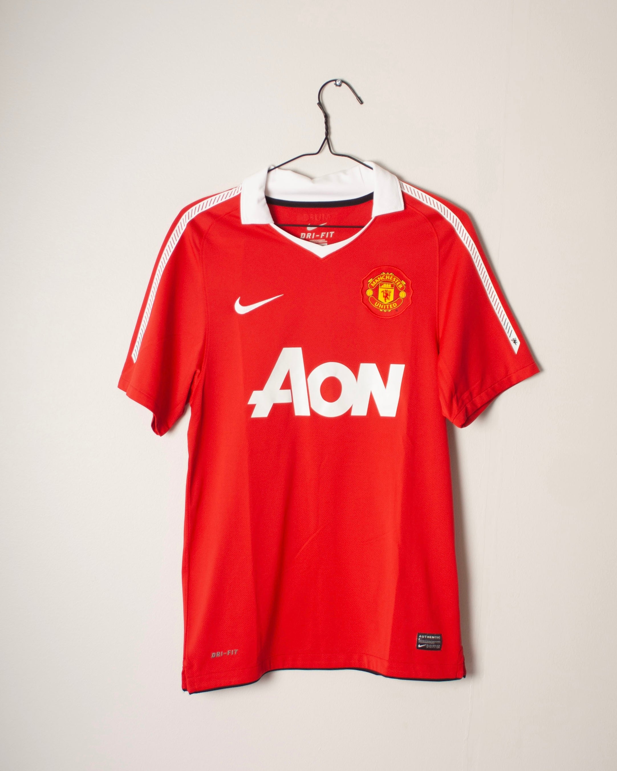 Nike - Manchester United 2010/11 Home Football Shirt 'BERBATOV'
