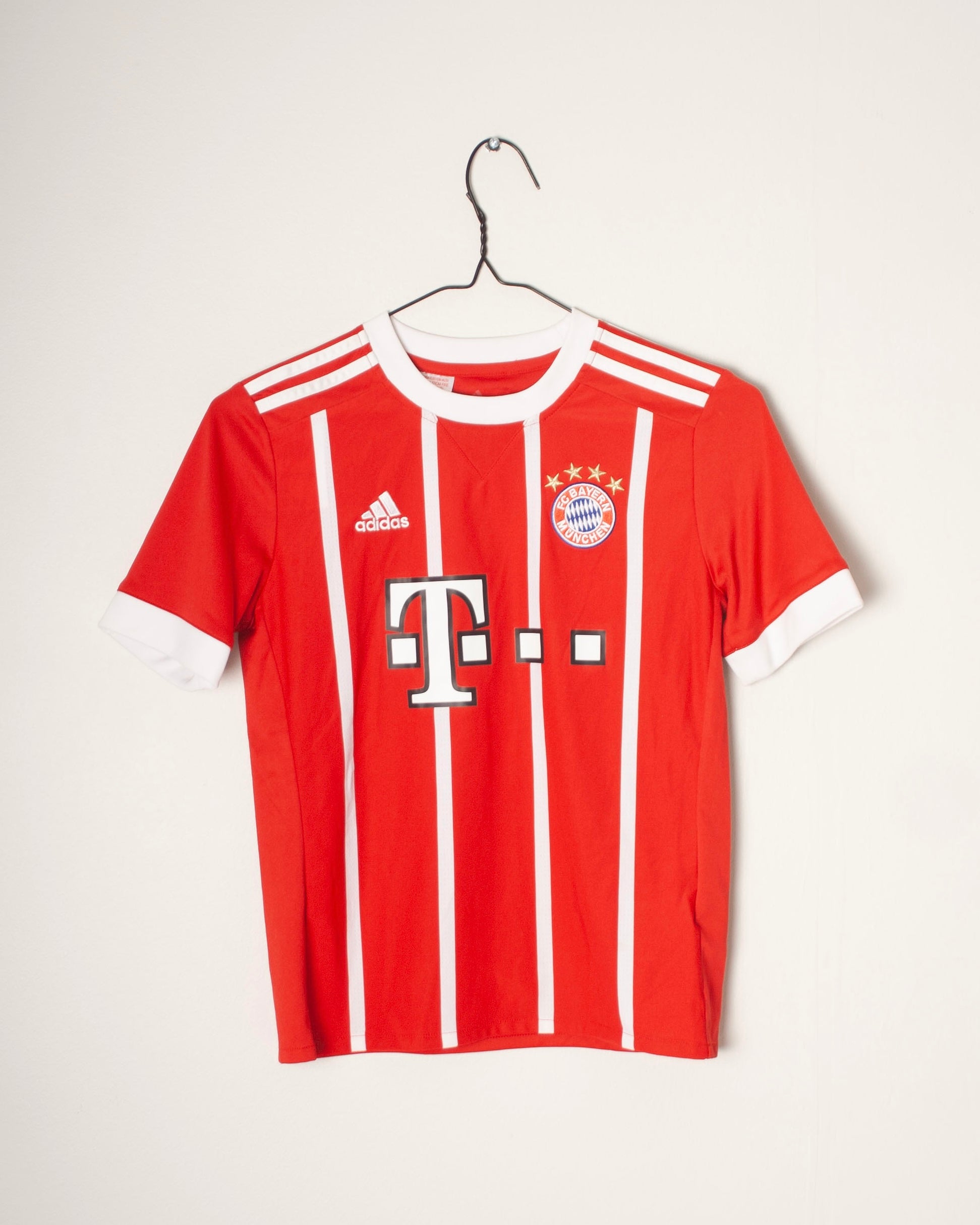 Adidas - Bayern Munchen 2017/18 Home Football Shirt 'JAMES'