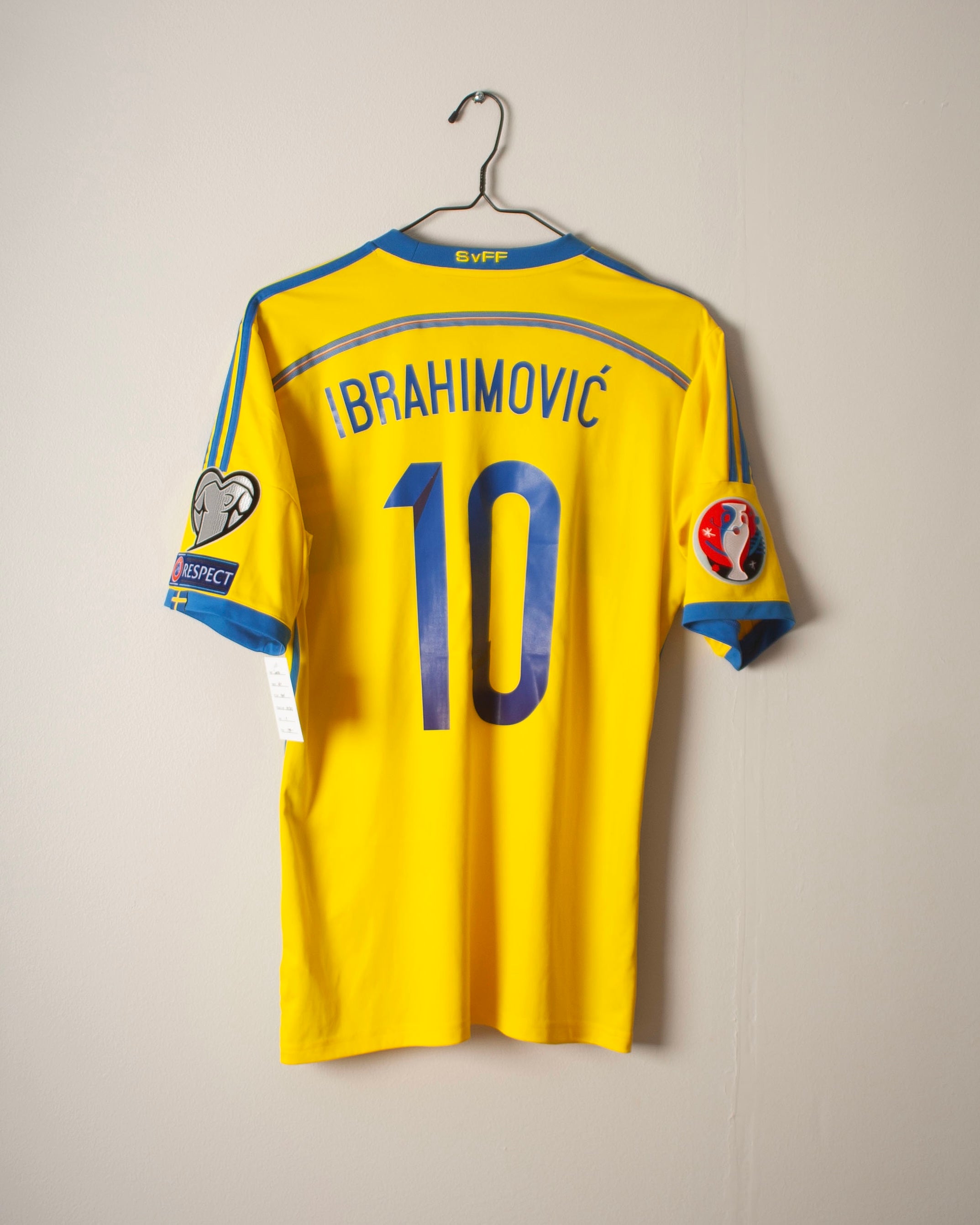 Adidas - Sweden 2014 Home Football Shirt 'IBRAHIMOVIC'