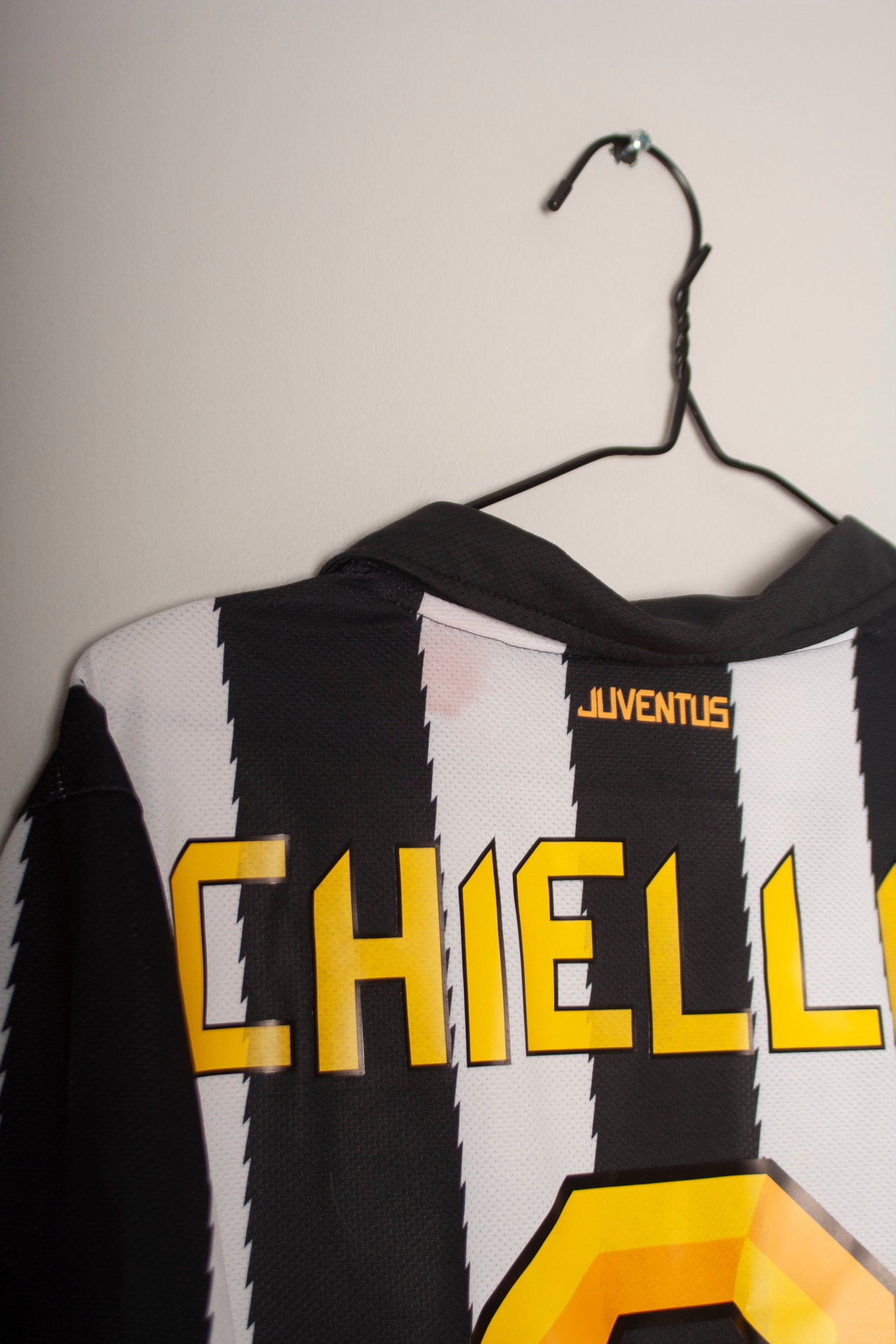 Nike - Juventus FC 2010/11 Home Football Shirt 'CHIELLINI'