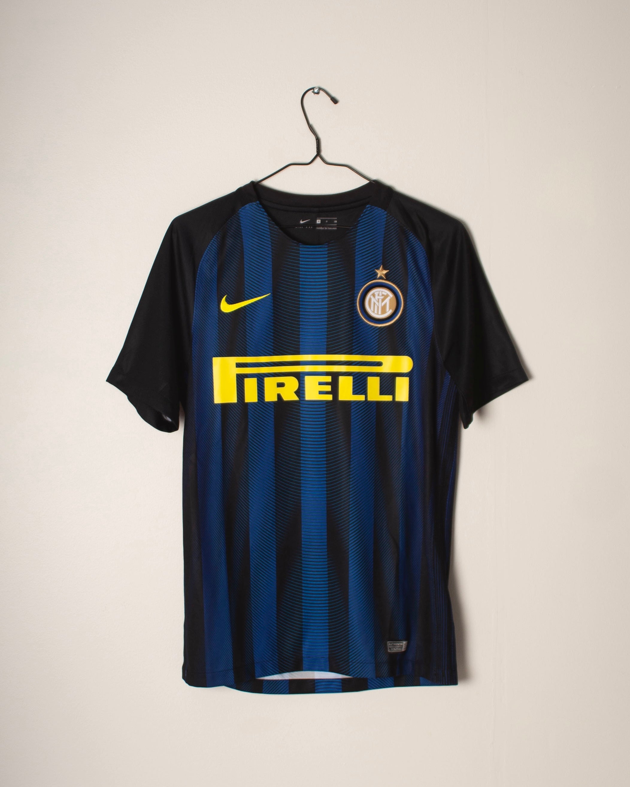 Nike - Inter Milan 2016/17 Home Football Shirt 'PERISIC'