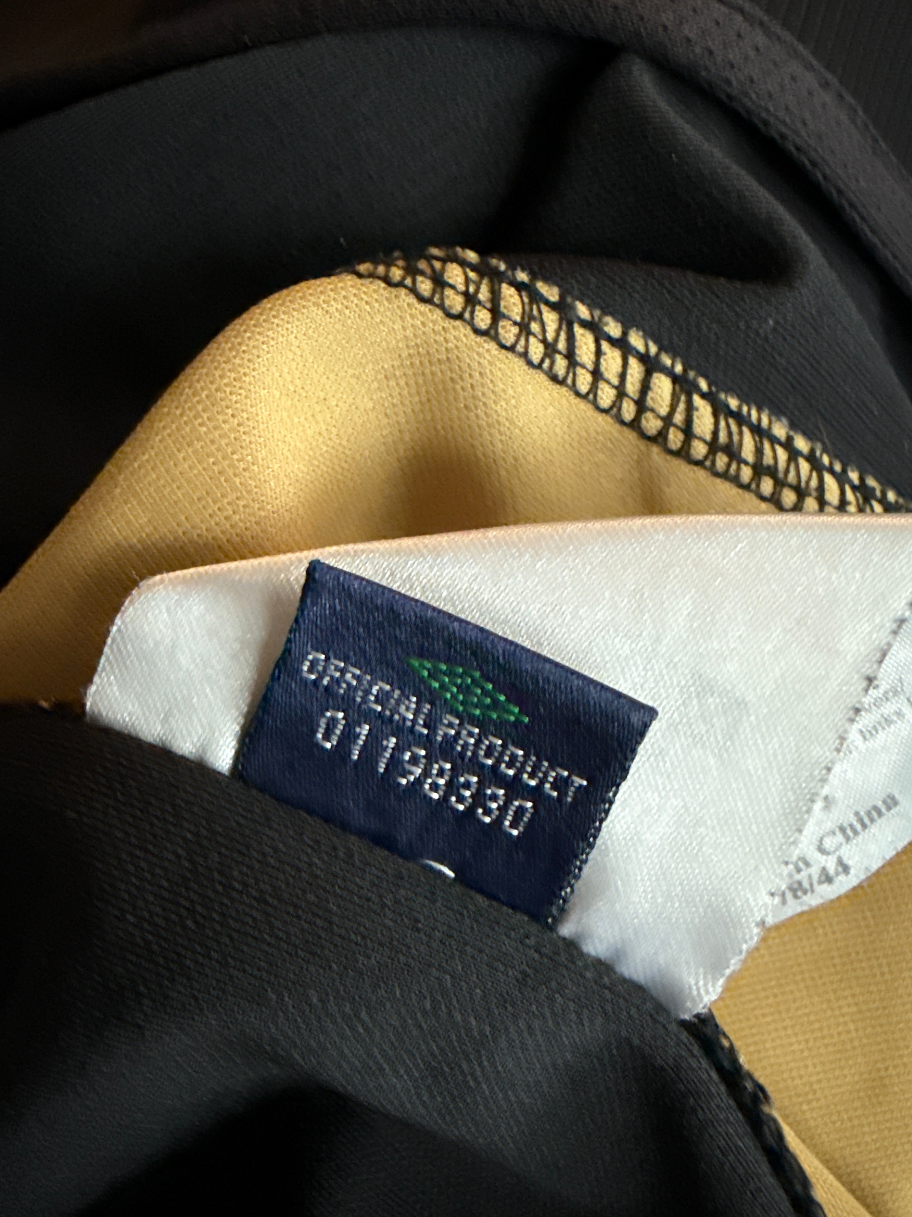 Umbro - Celtic FC 2003/04 Away Football Shirt 'LARSSON'