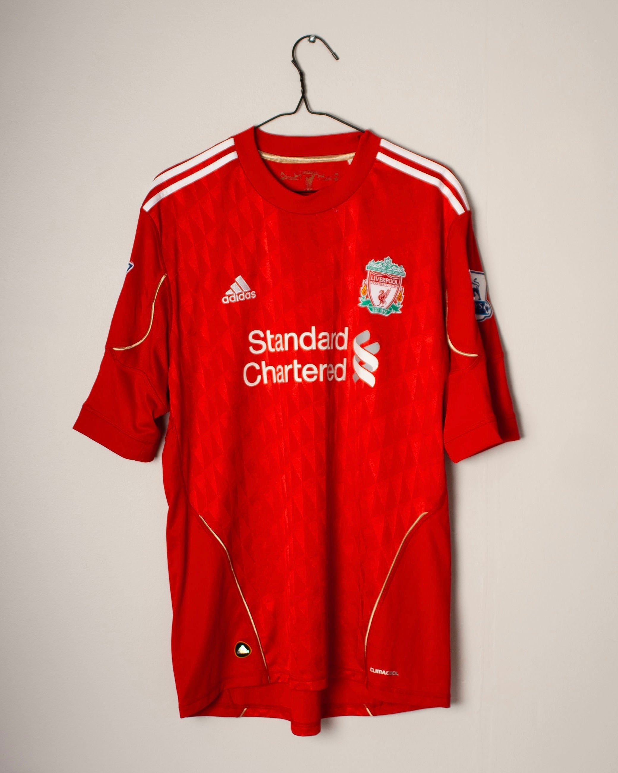 Adidas - Liverpool FC 2010/12 Home Football Shirt 'SUAREZ'