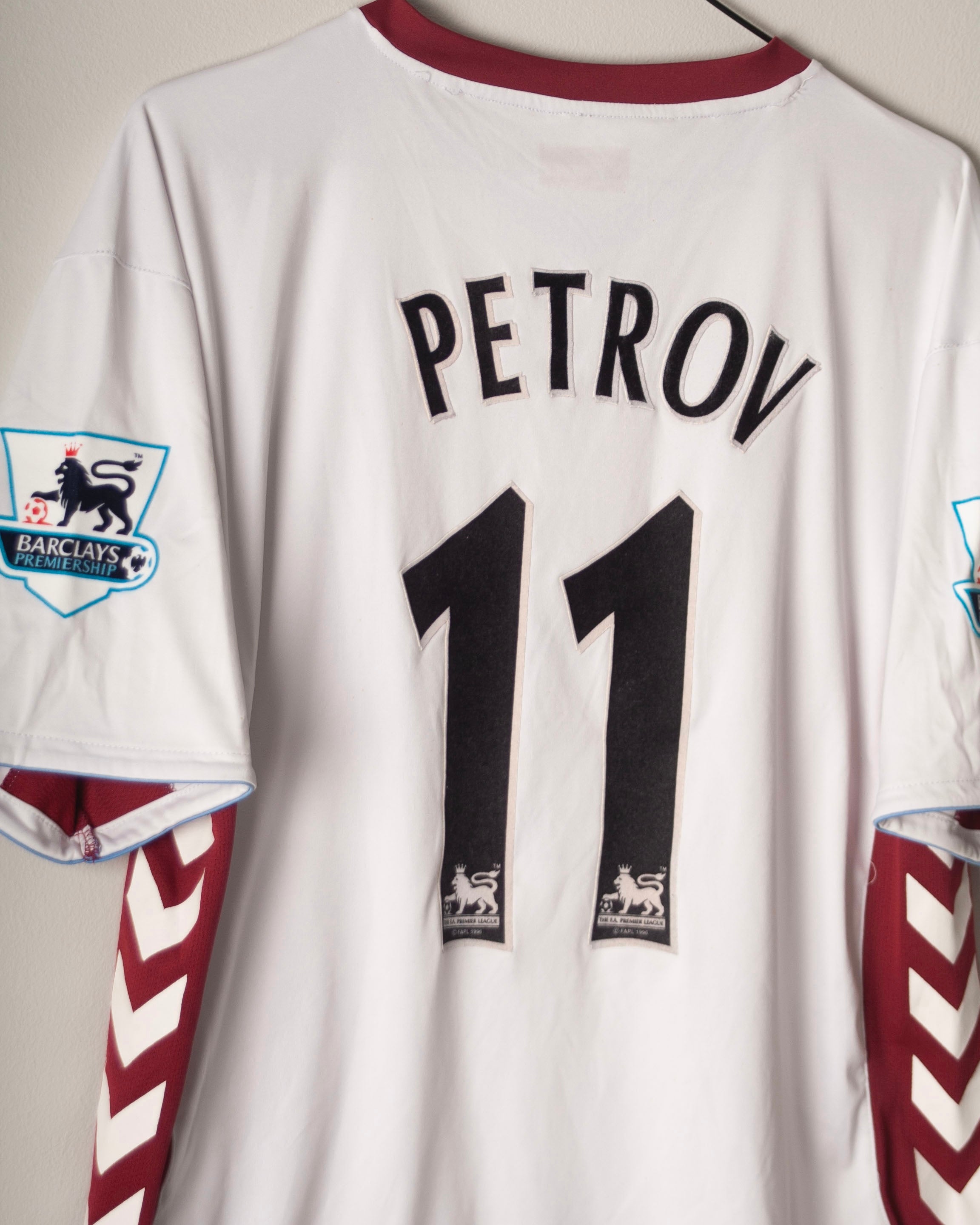 Hummel - Aston Villa 2006/07 Away Football Shirt 'PETROV'