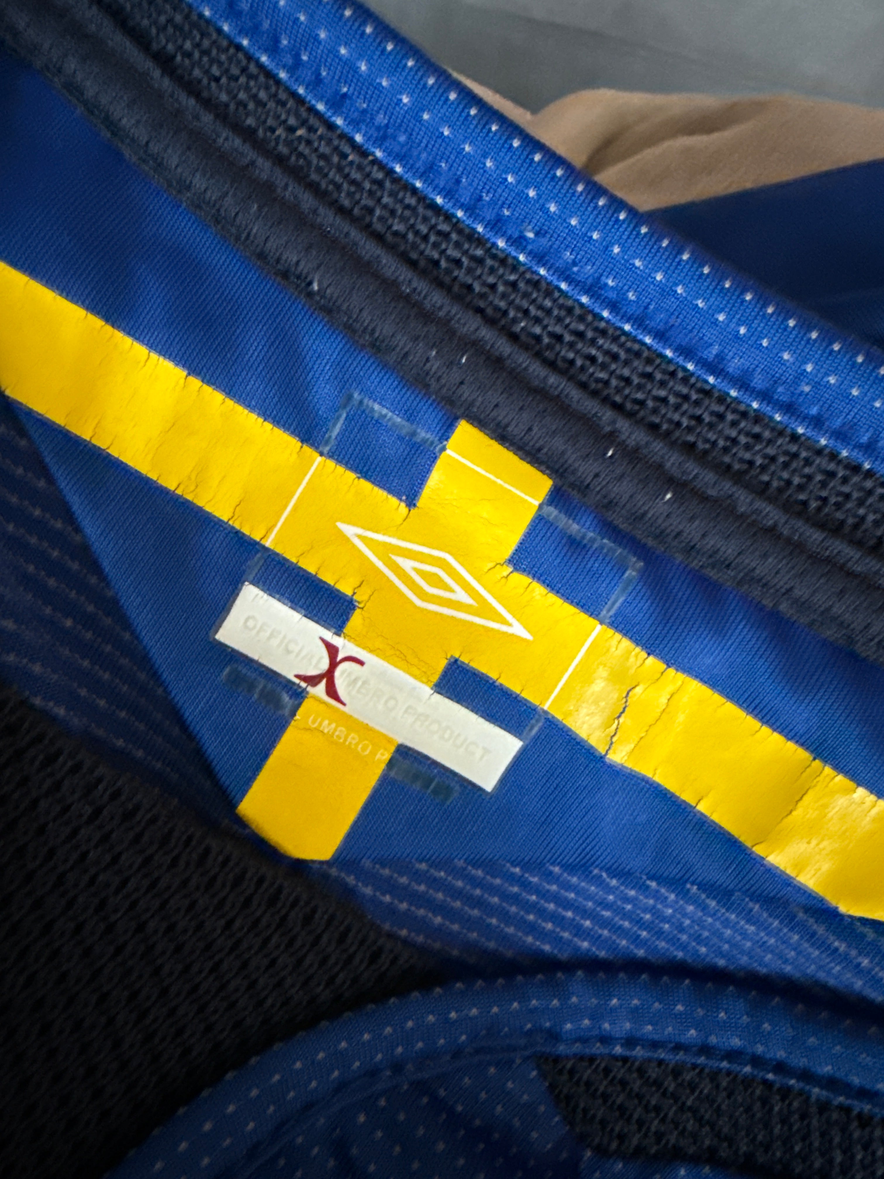 Umbro - Sweden 2005 Away Football Shirt 'LARSSON'