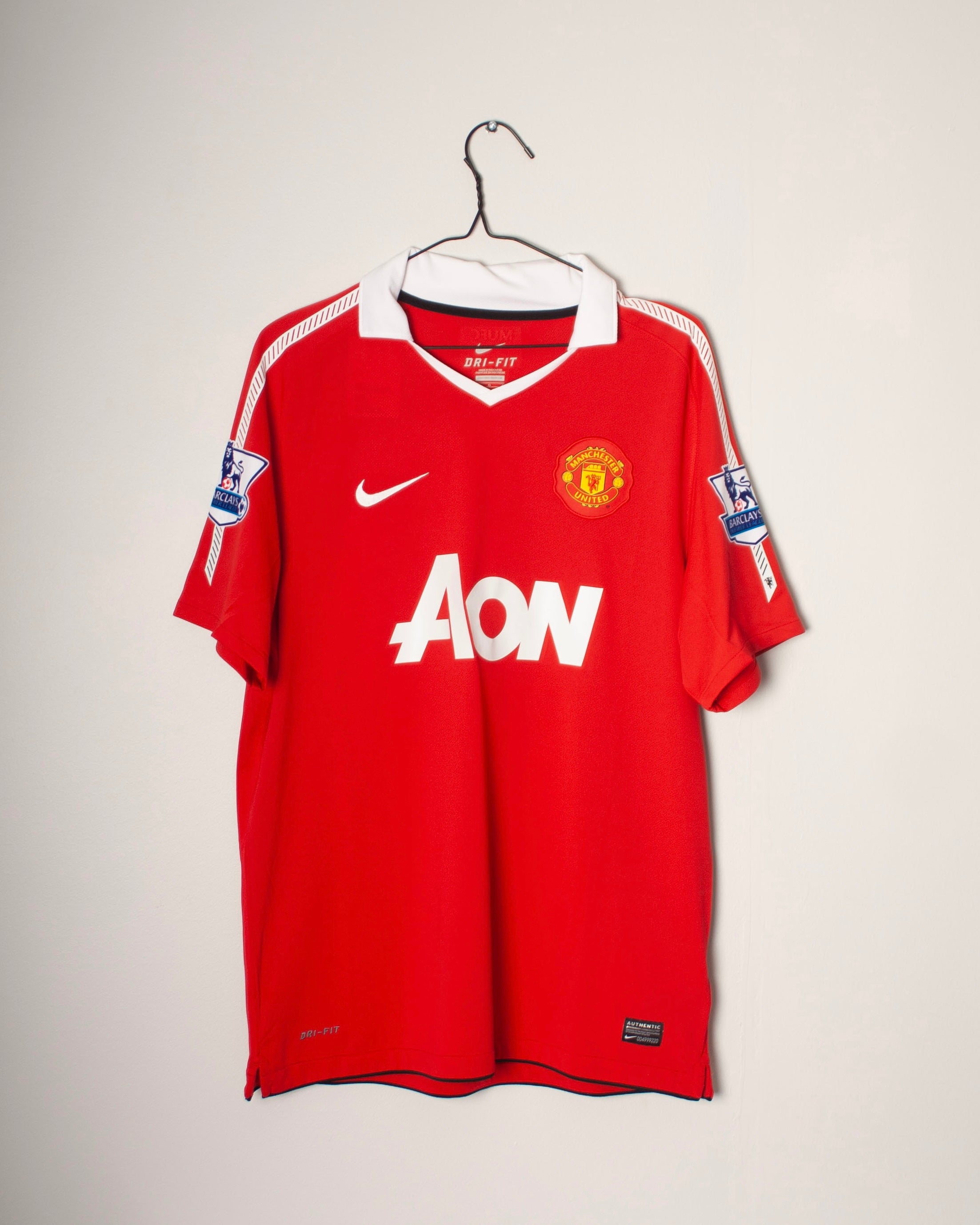 Nike - Manchester United 2010/11 Home Football Shirt 'NANI'