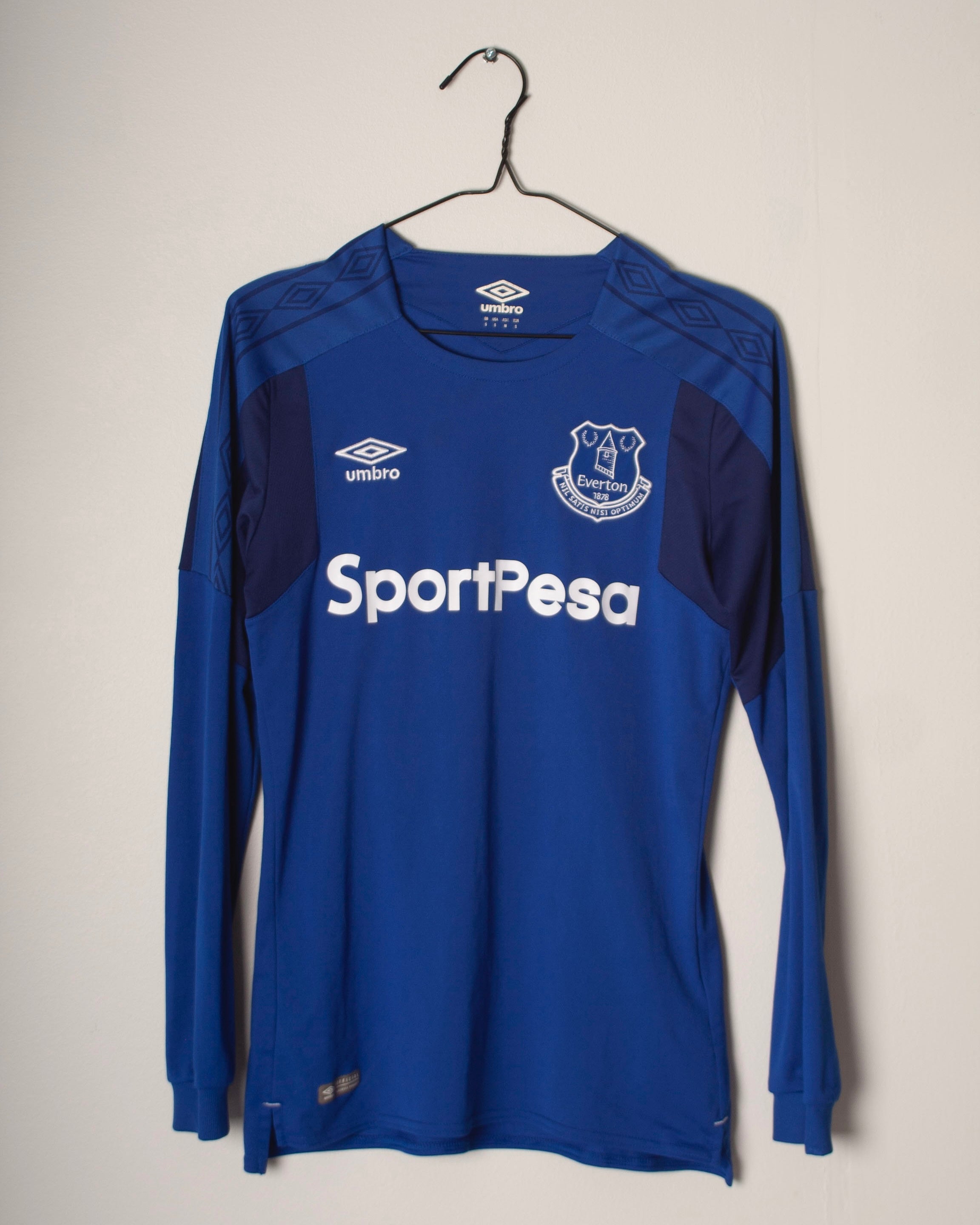 Umbro - Everton FC 2017/18 Home Football Shirt 'WALCOTT'