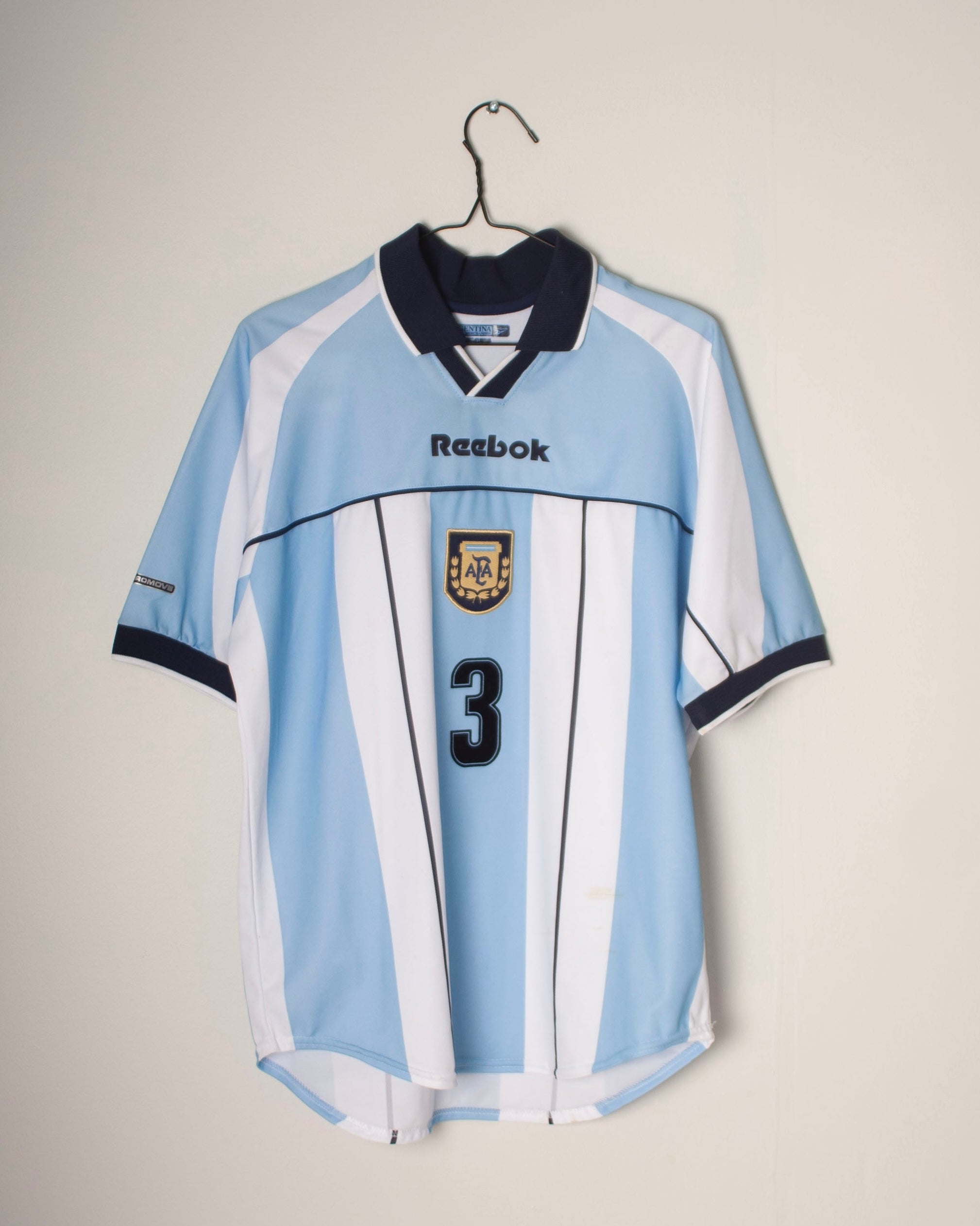 Reebok - Argentina U17 2000 Home Football Shirt Match Worn 'MATTIUZZO'