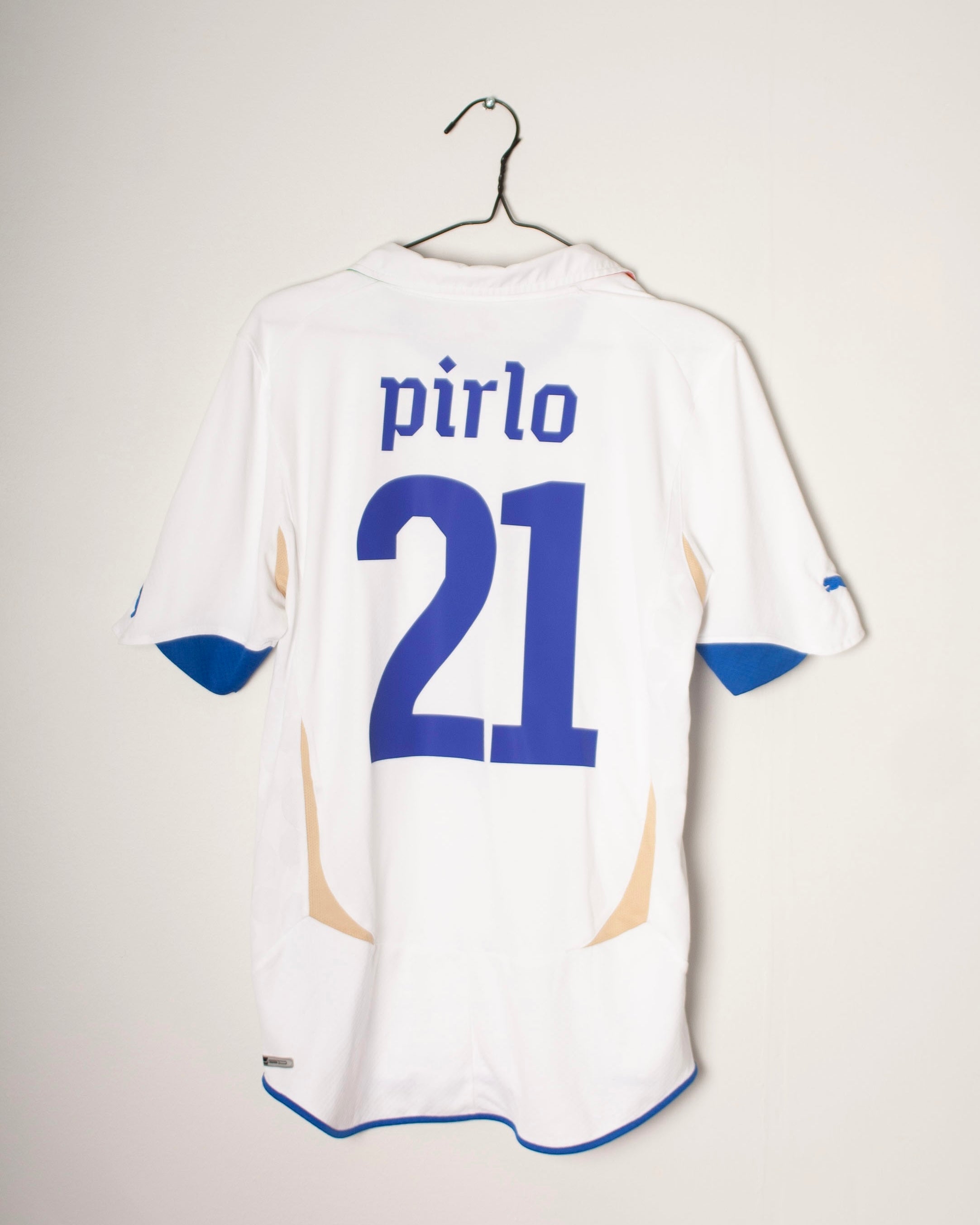 Puma - Italy 2010 Away Football Shirt 'PIRLO'