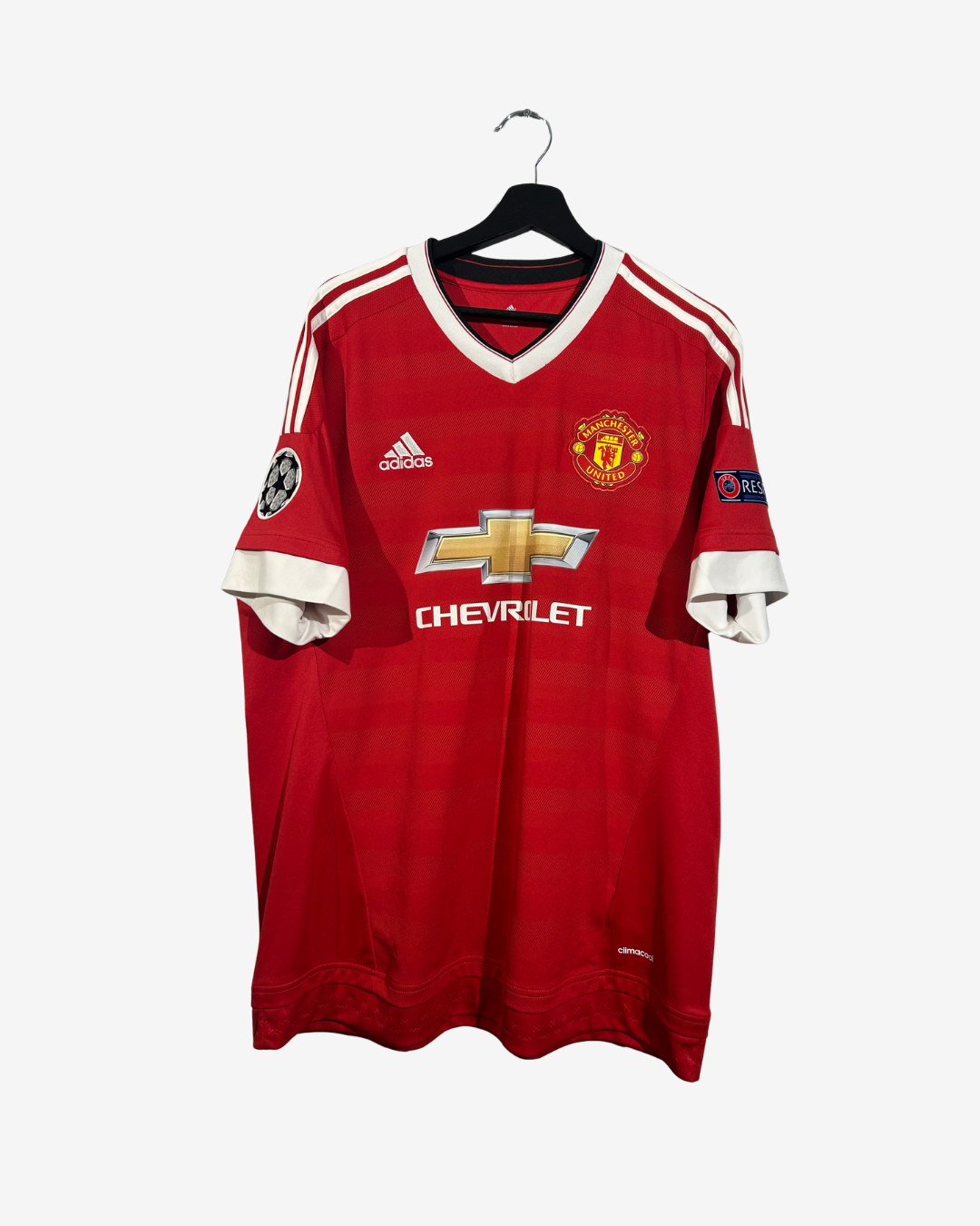 Adidas-ManchesterUnited2015_16HomeFootballShirt_MATA_front