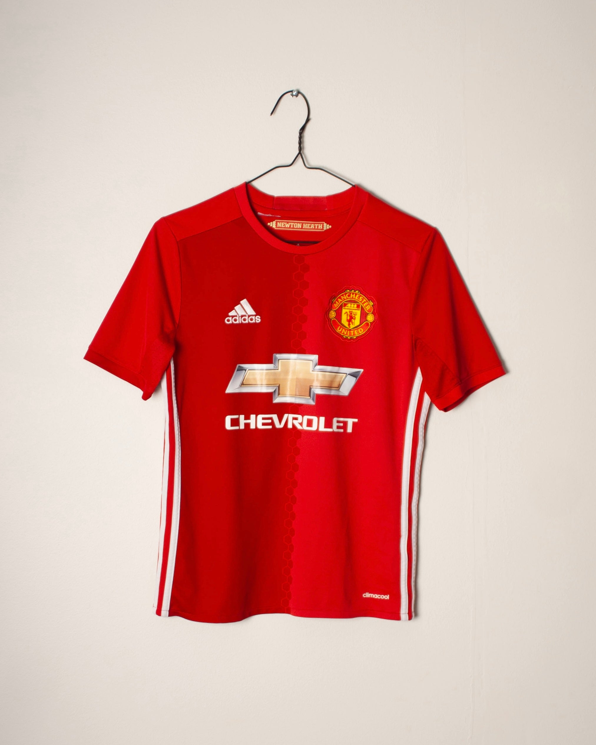 Adidas - Manchester United 2016/17 Home Football Shirt