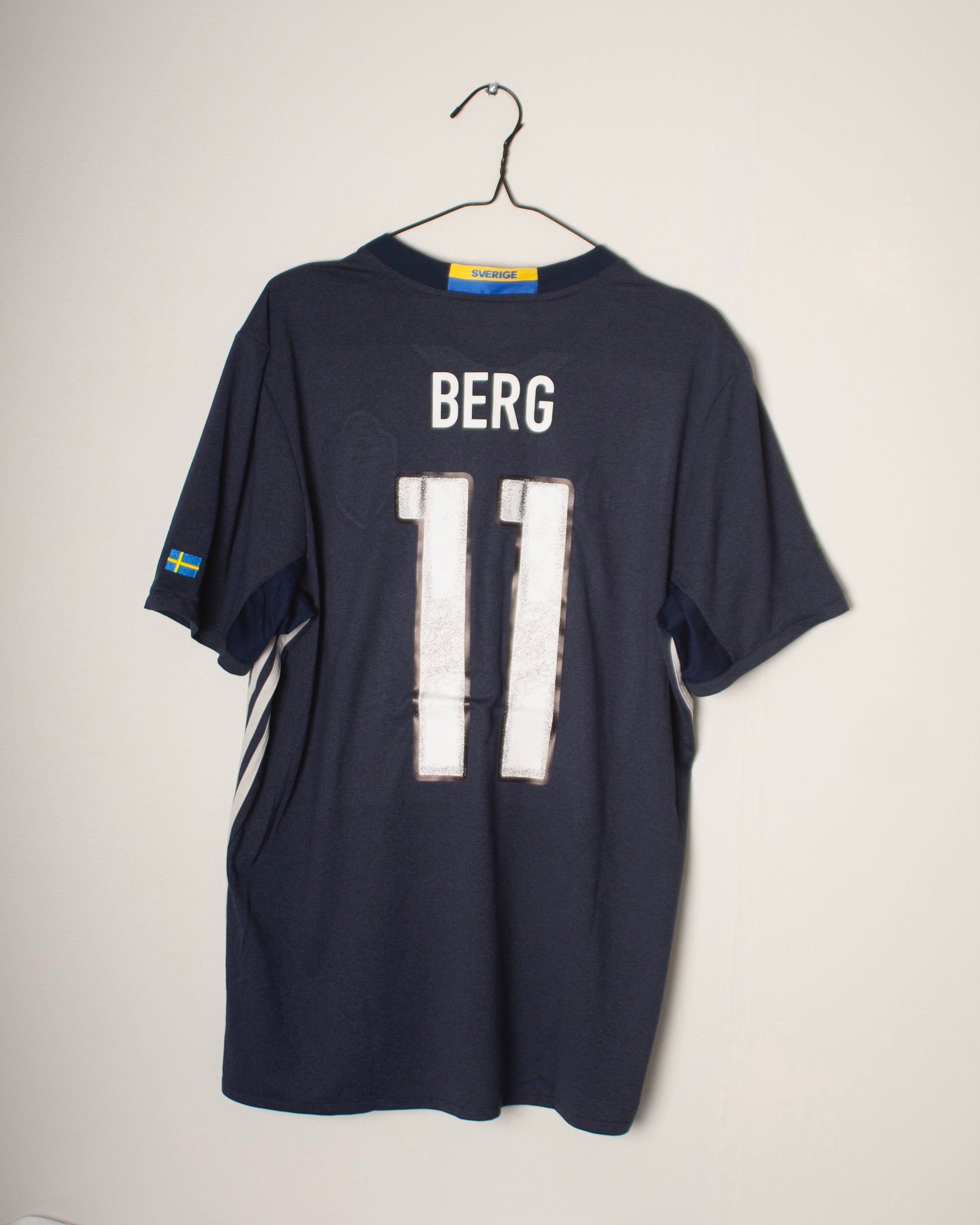 Adidas - Sweden 2016 Away Football Shirt 'BERG'