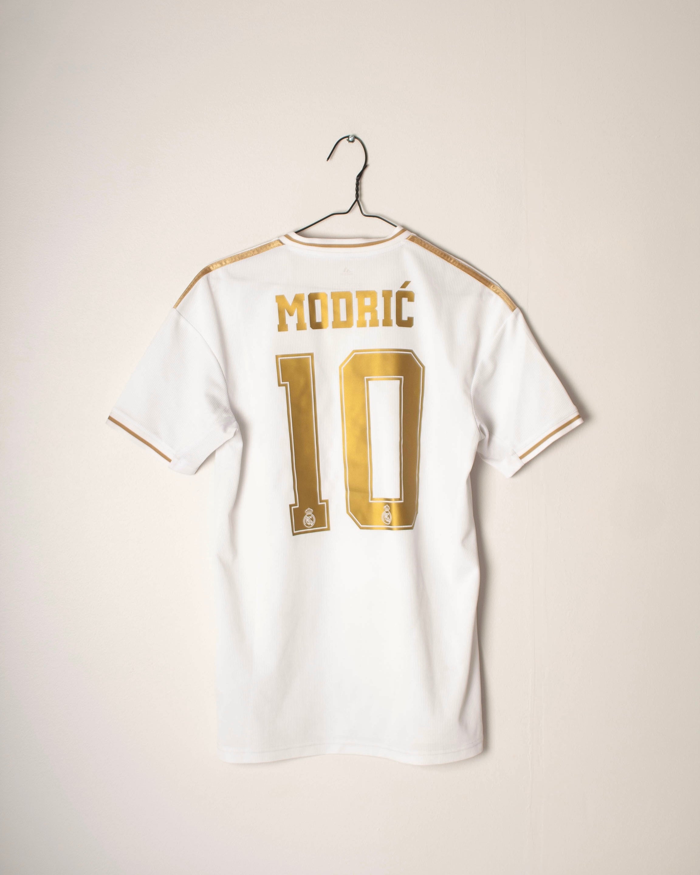 Adidas - Real Madrid 2019/20 Home Football Shirt 'MODRIC'
