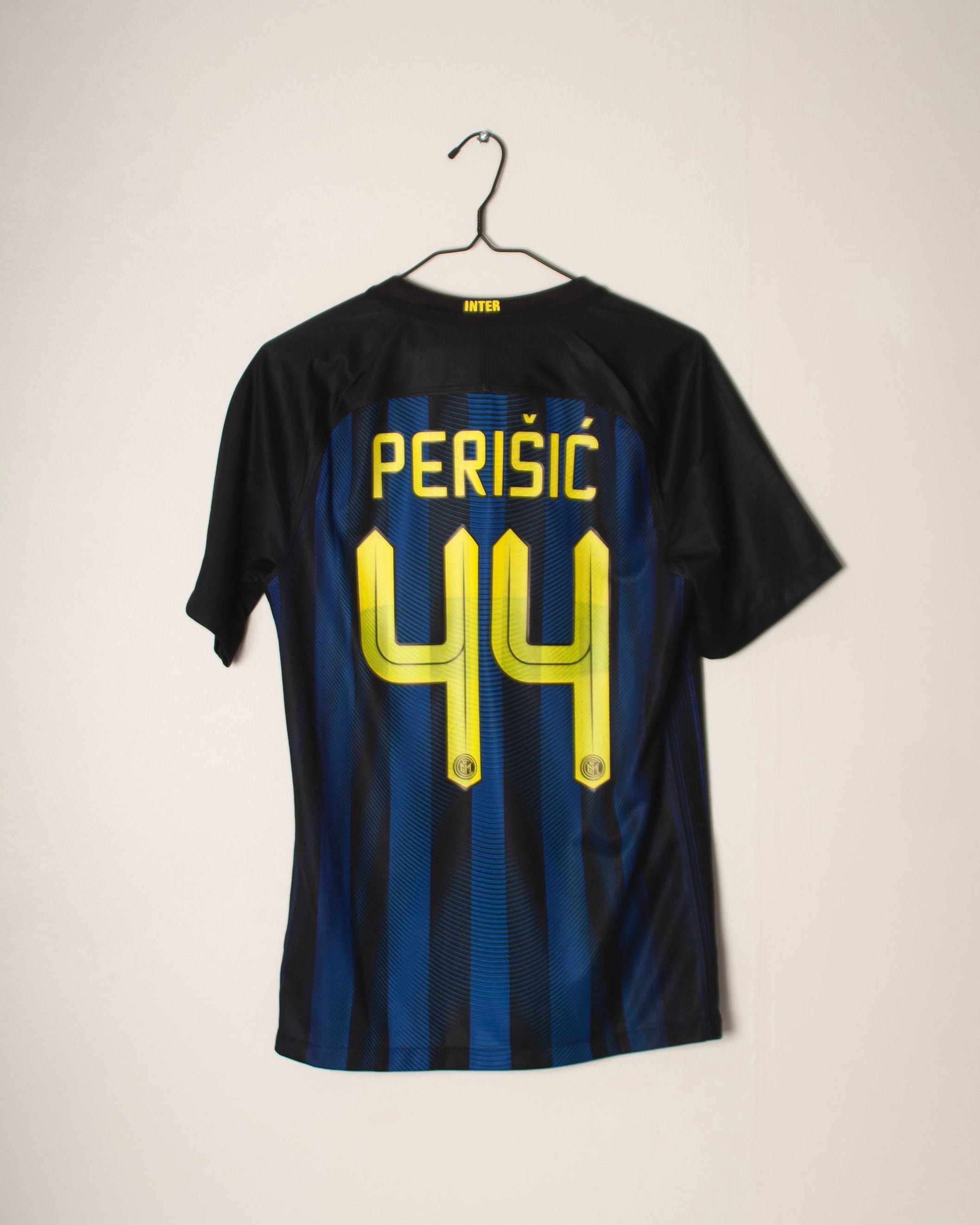 Nike - Inter Milan 2016/17 Home Football Shirt 'PERISIC'
