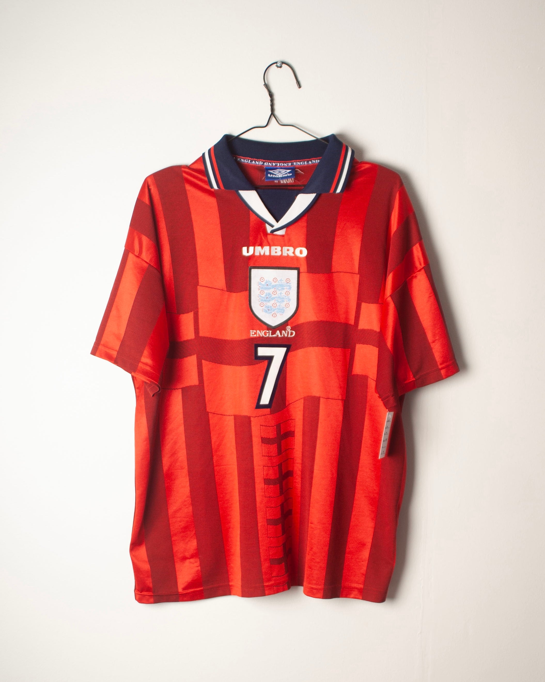 Umbro - England 1998 Away Football Shirt 'BECKHAM'