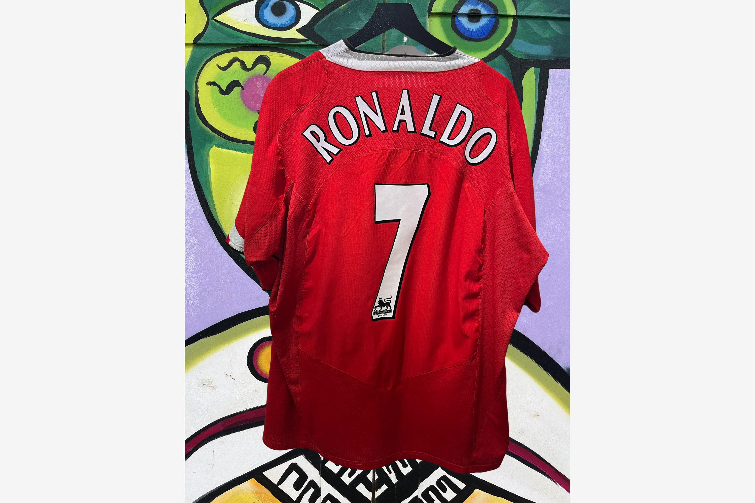 Nike - Manchester United 2004/06 Home Football Shirt 'RONALDO'