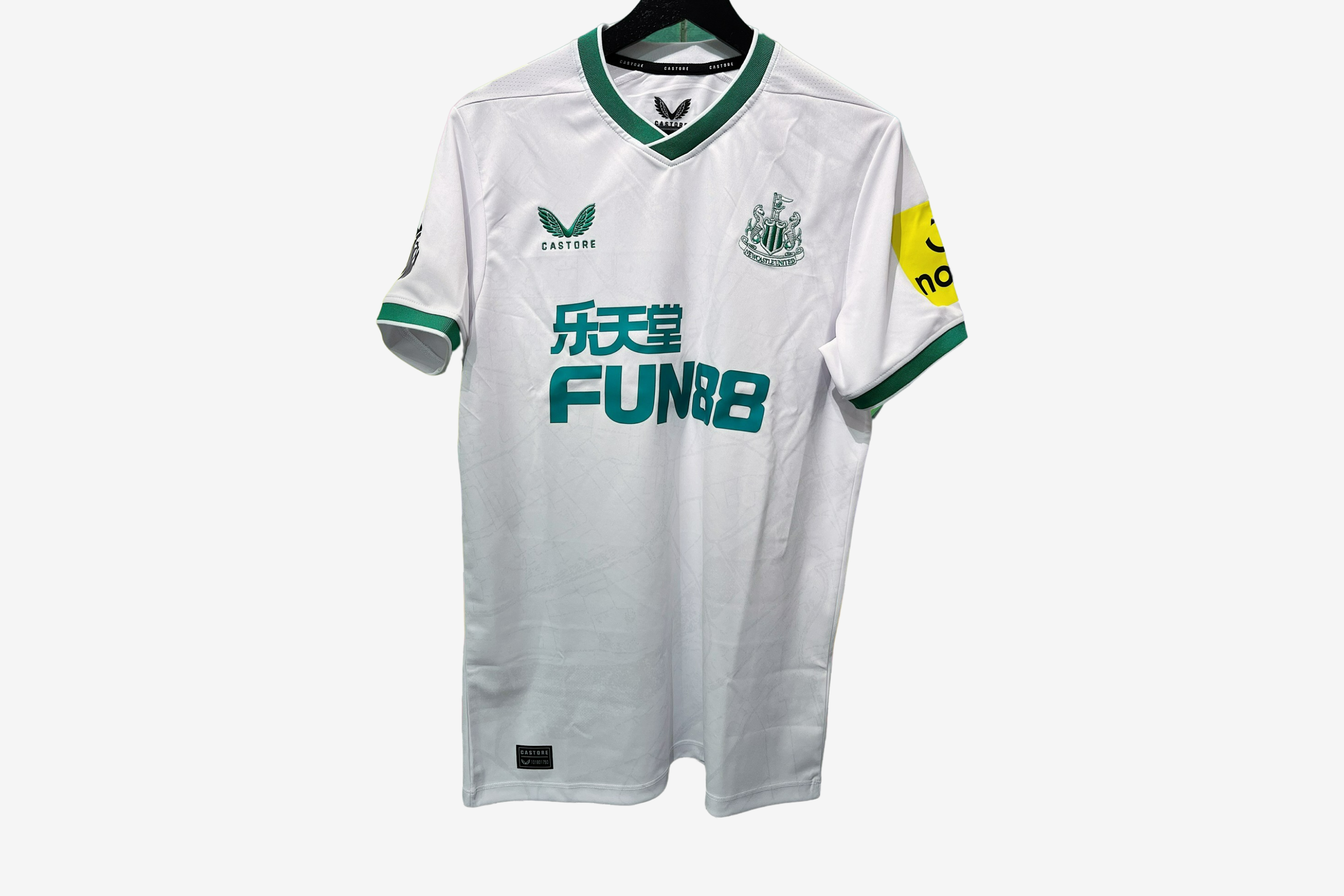 Castore - Newcastle United 2022/23 Third Football Shirt 'ISAK'