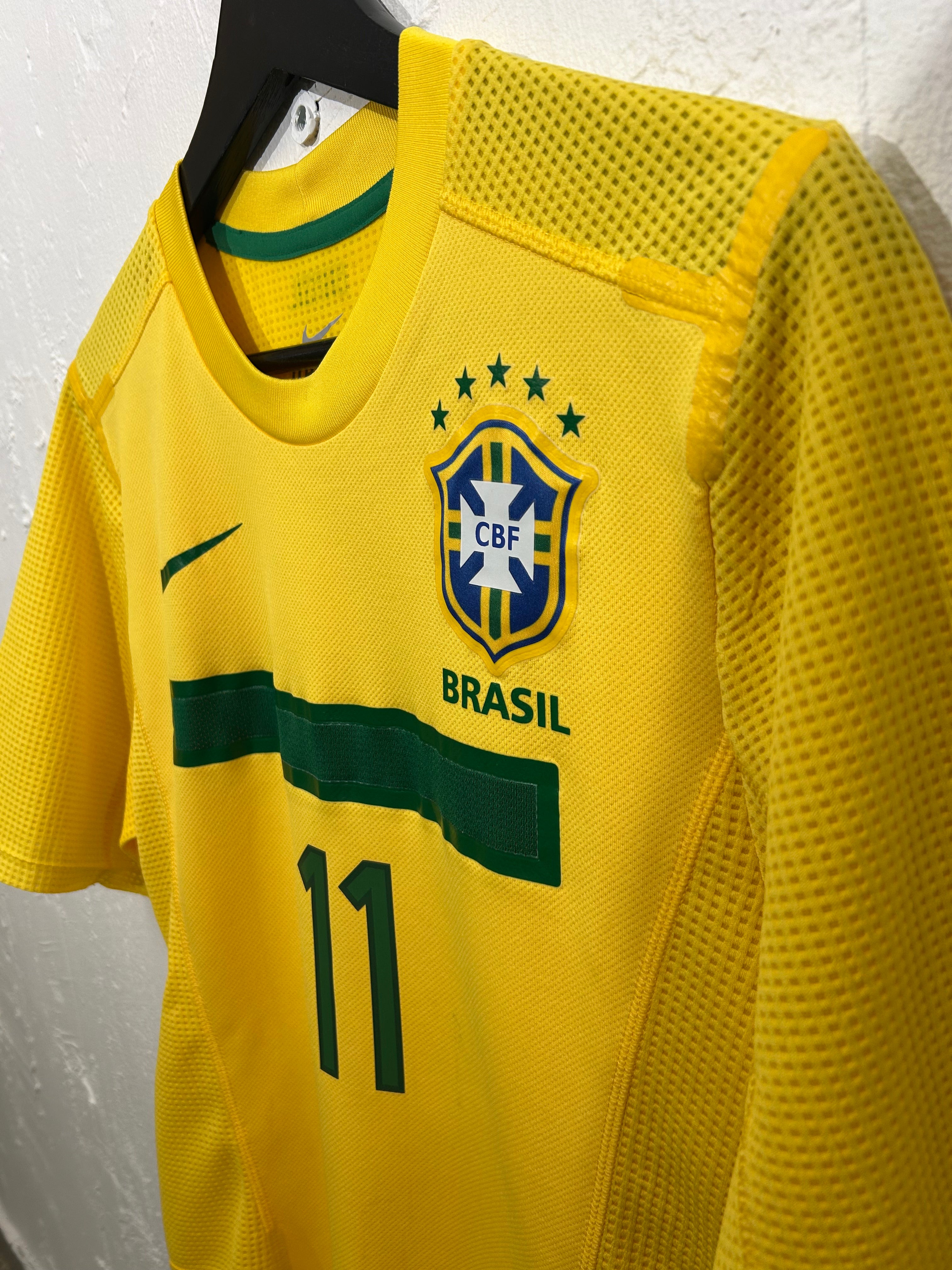 Nike - Brazil 2011 Home Football Shirt 'NEYMAR'