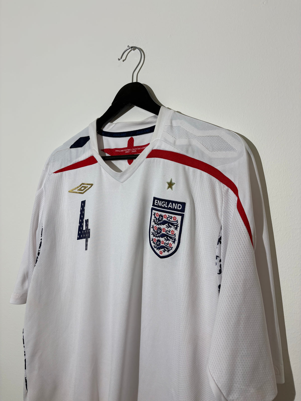 Umbro - England 2008 Home Football Shirt 'GERRARD'