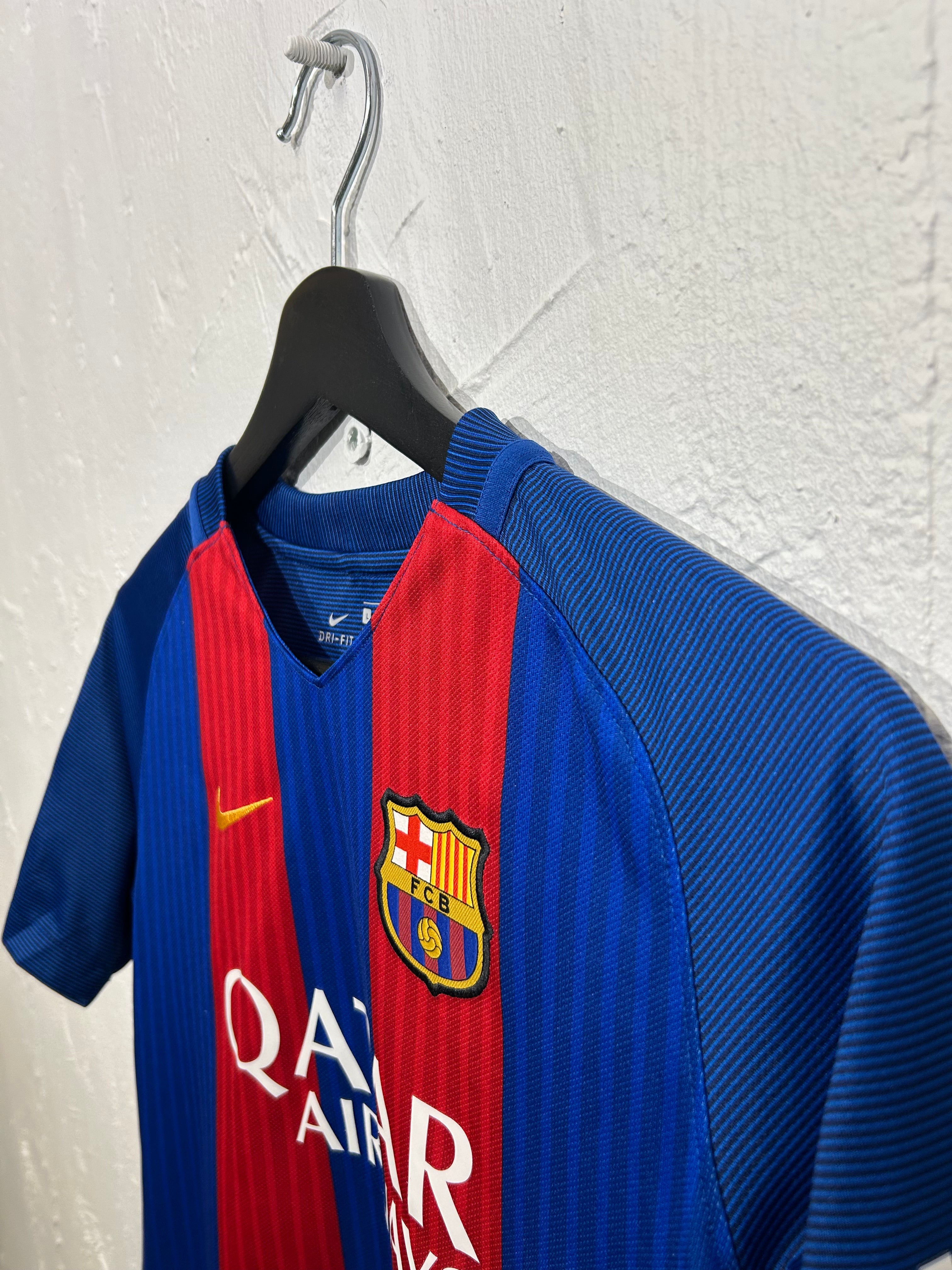 Nike - FC Barcelona 2016/17 Home Football Shirt 'SUAREZ'