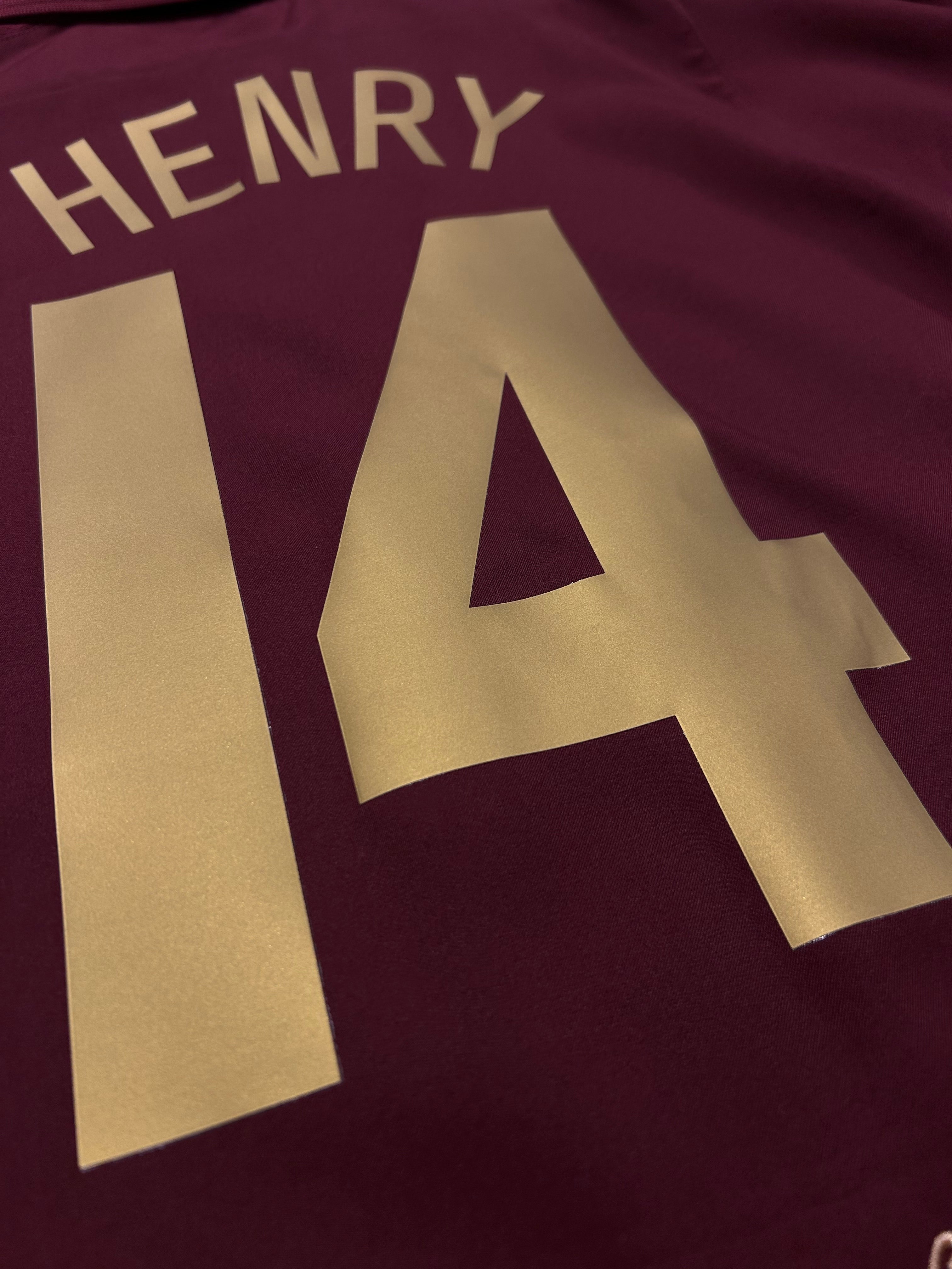 Nike - Arsenal FC 2005/06 Home Football Shirt 'HENRY'