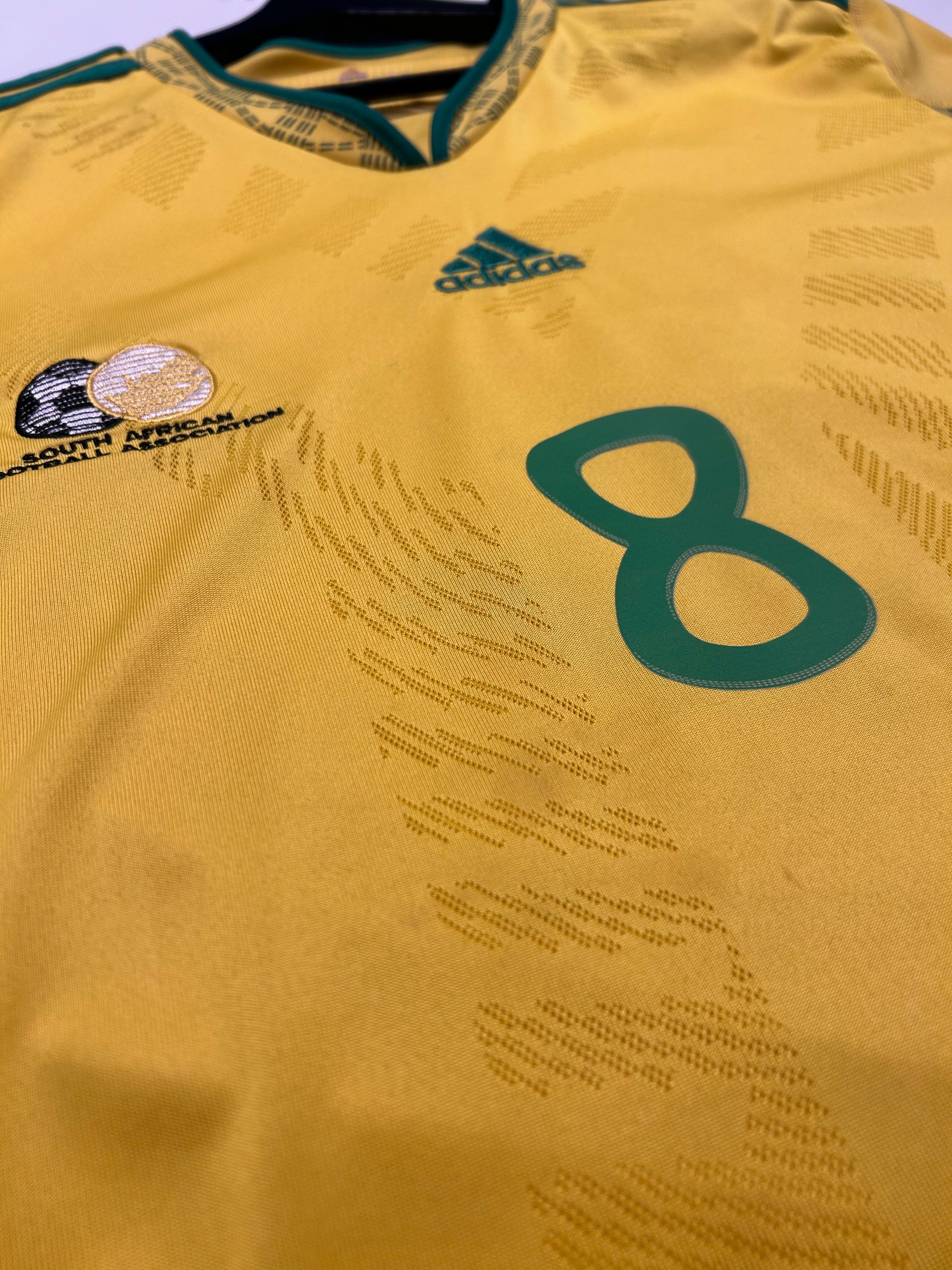 Adidas - South Africa 2010 Home Football Shirt 'TSHABALALA'