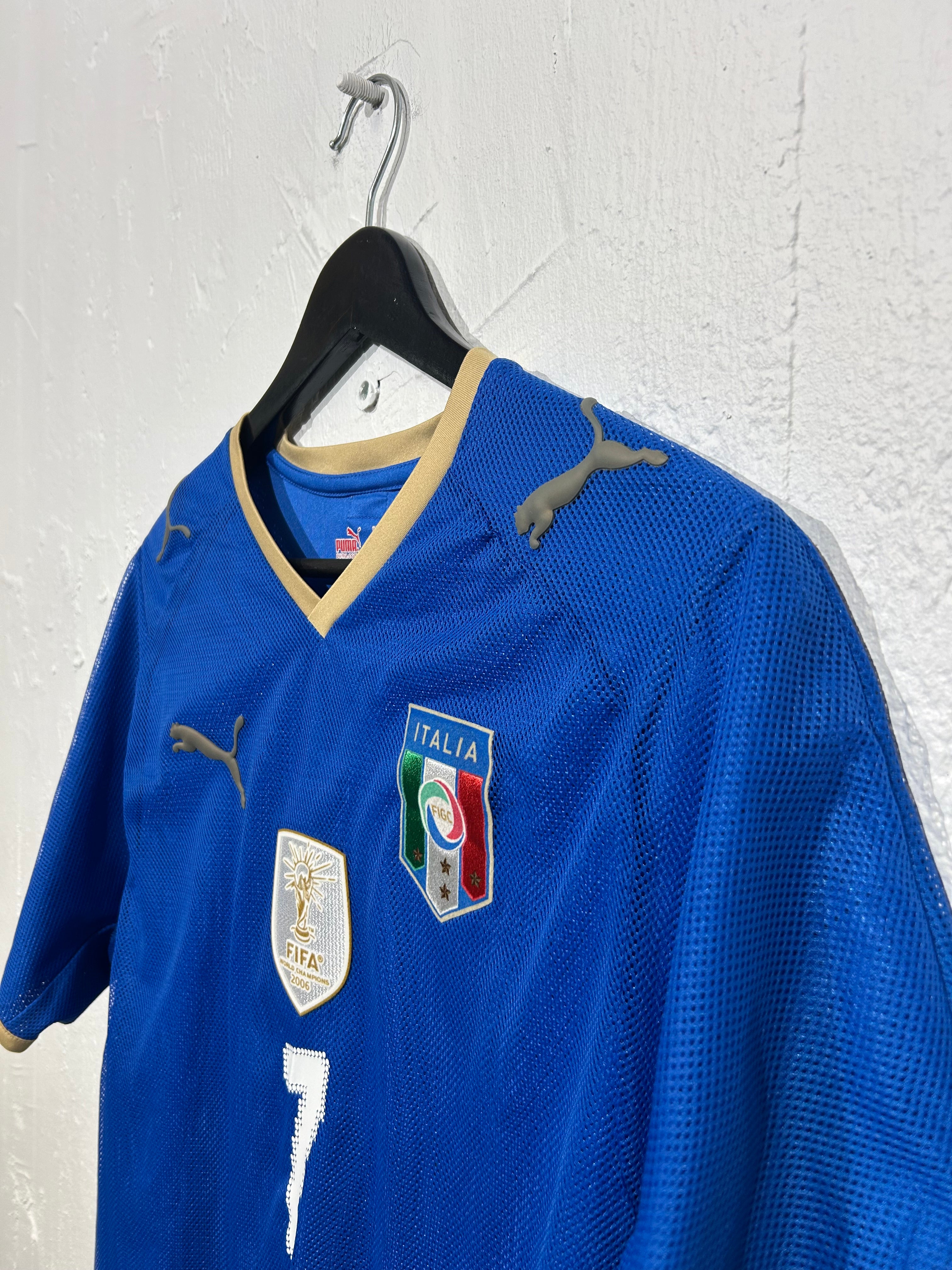 Puma - Italy 2008 Home Football Shirt 'DEL PIERO'
