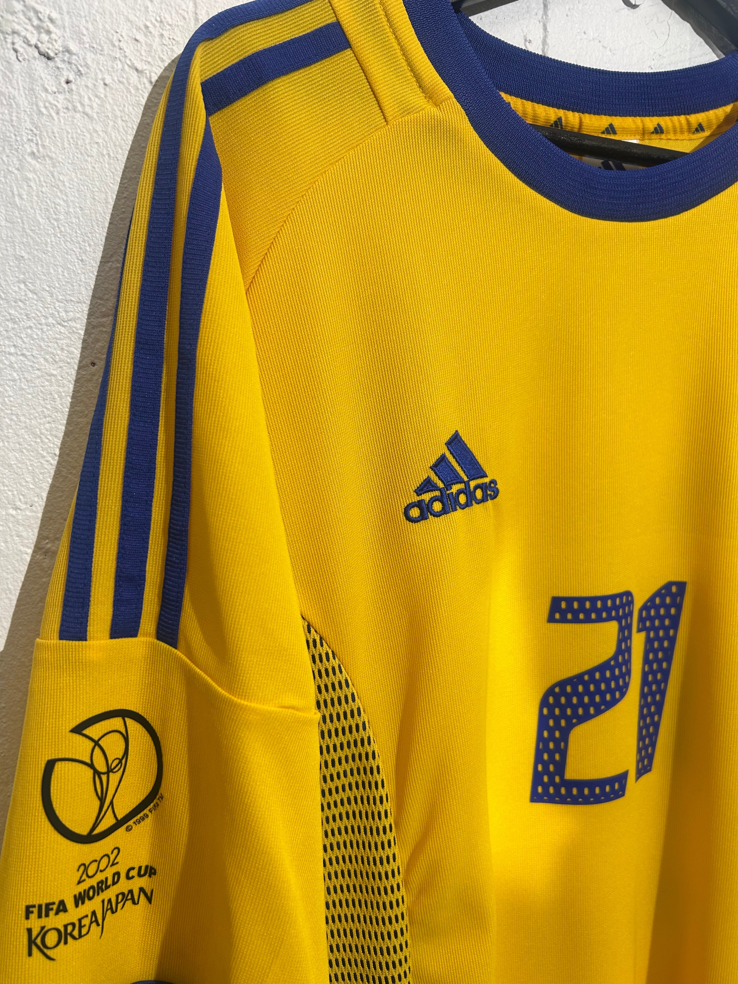 Adidas - Sweden 2002 Home Football Shirt 'IBRAHIMOVIC'