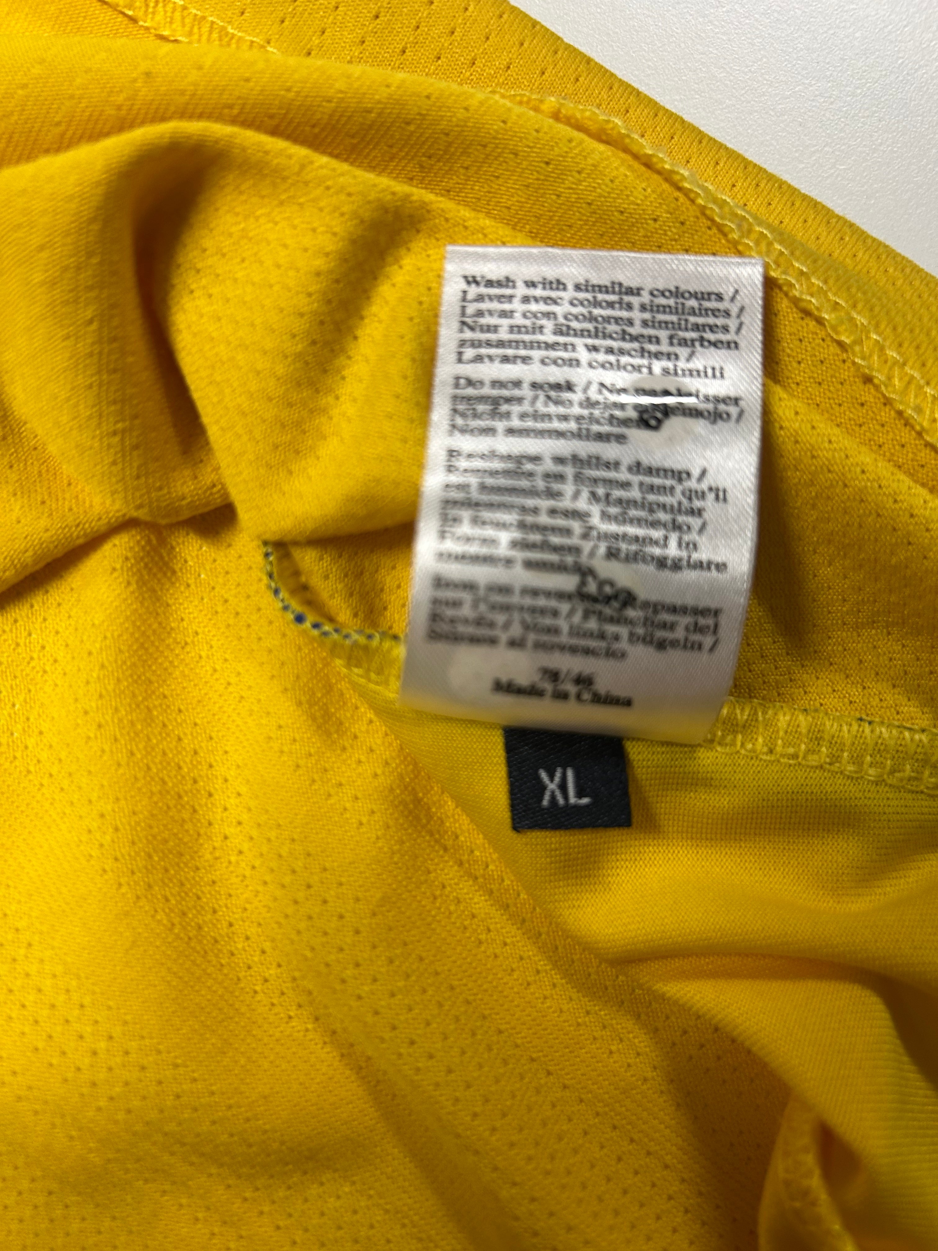 Umbro - Sweden 2008 Home Football Shirt 'MAJSTOROVIC'