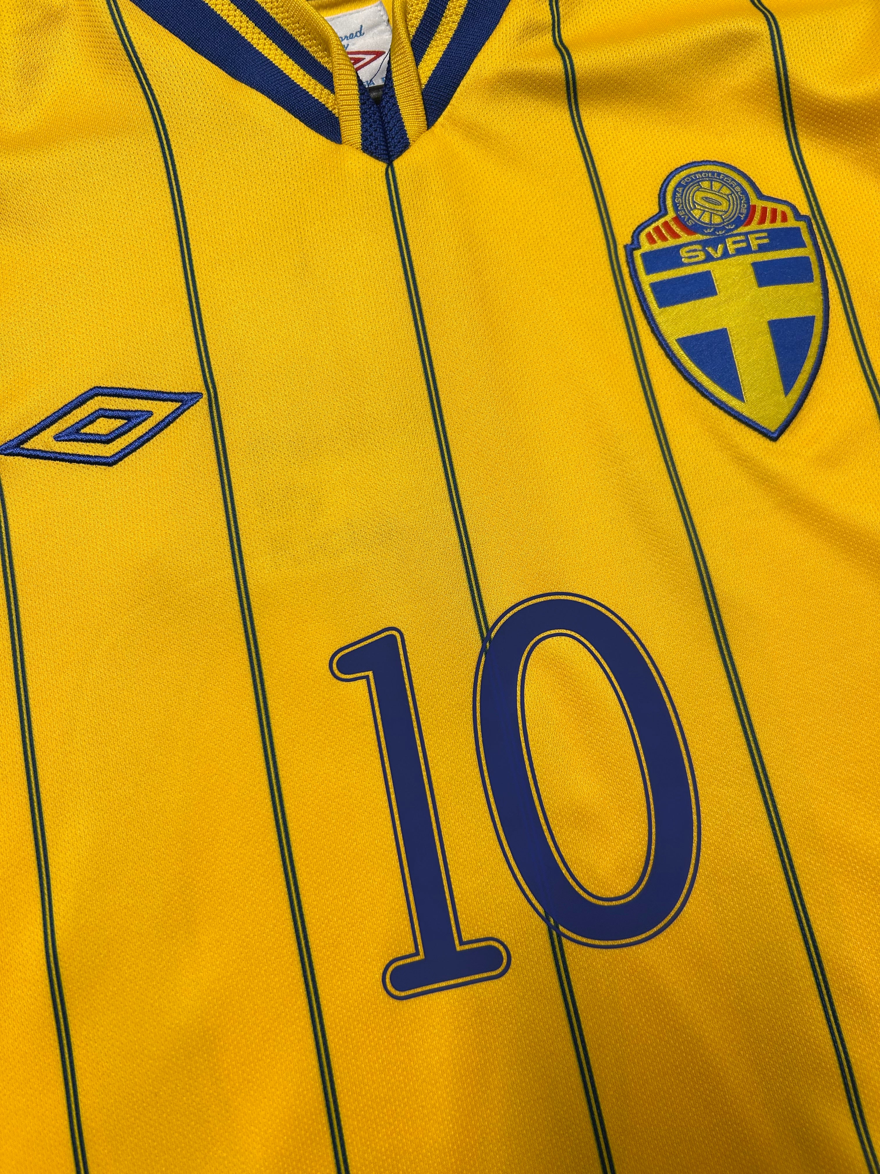 Umbro - Sweden 2012 Home Football Shirt 'IBRAHIMOVIC'