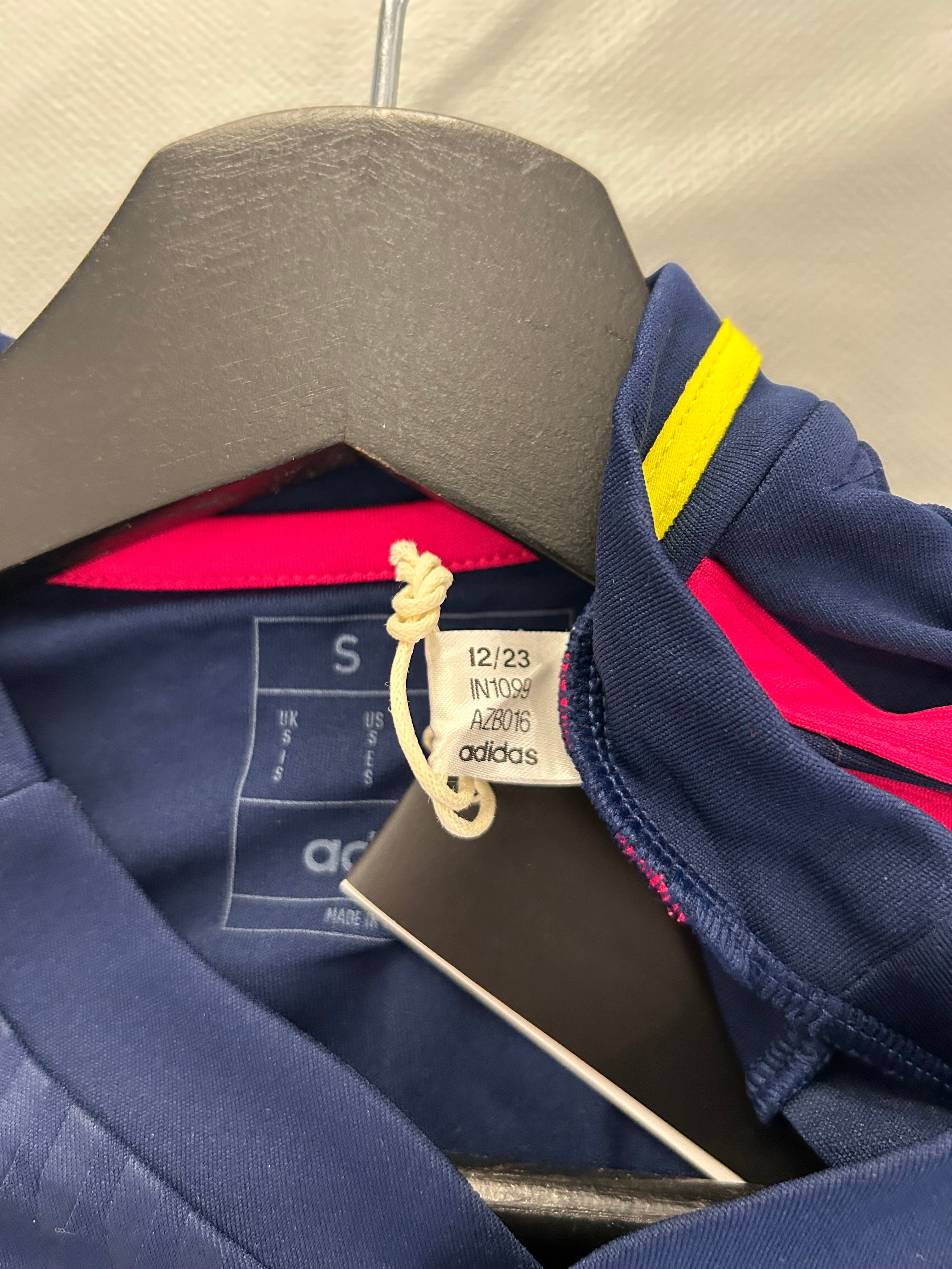 Adidas - Sweden 2024/25 Away Football Shirt 'GYÖKERES'