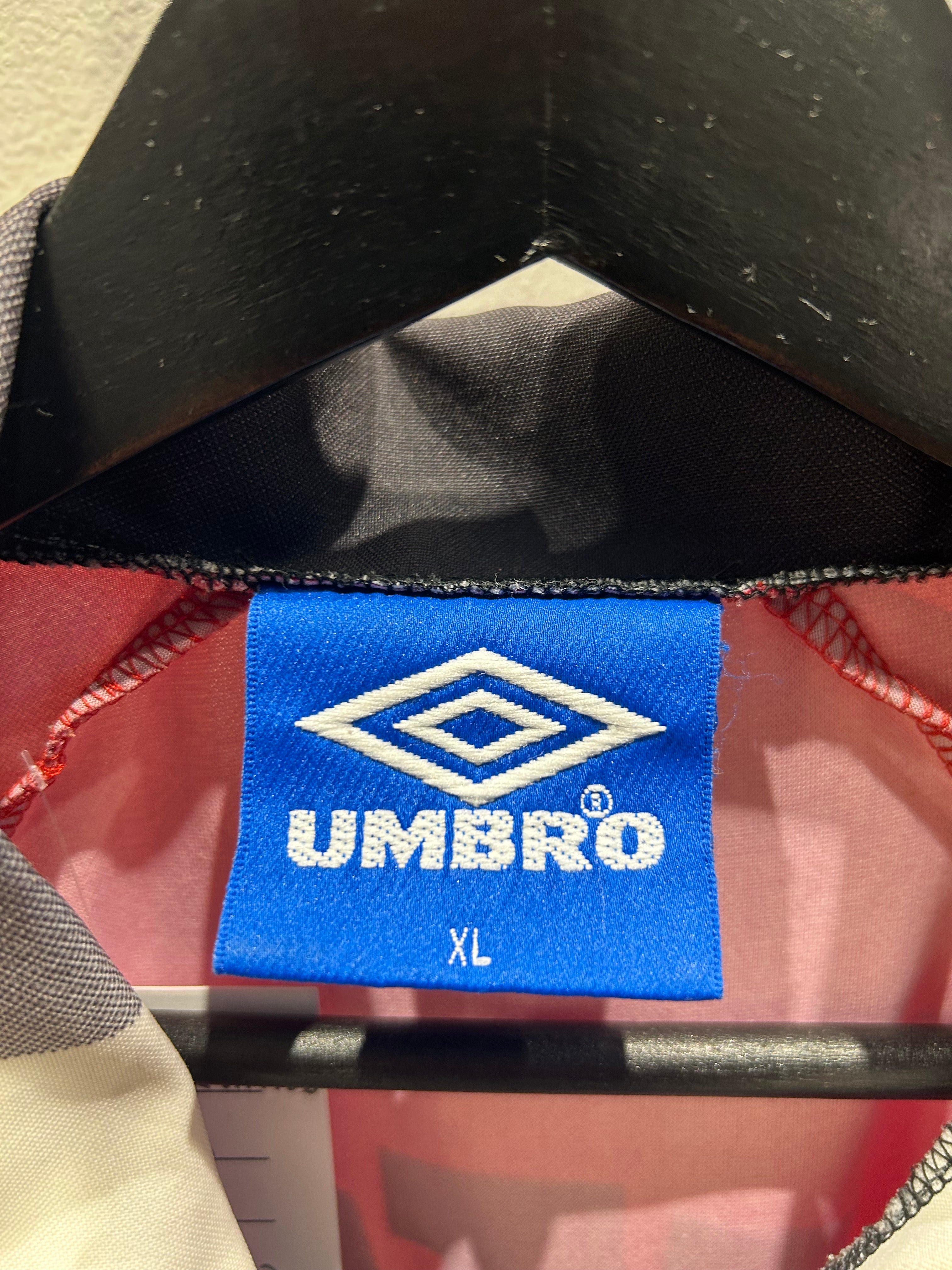Umbro - Manchester United 1996/98 Home Football Shirt 'CANTONA'
