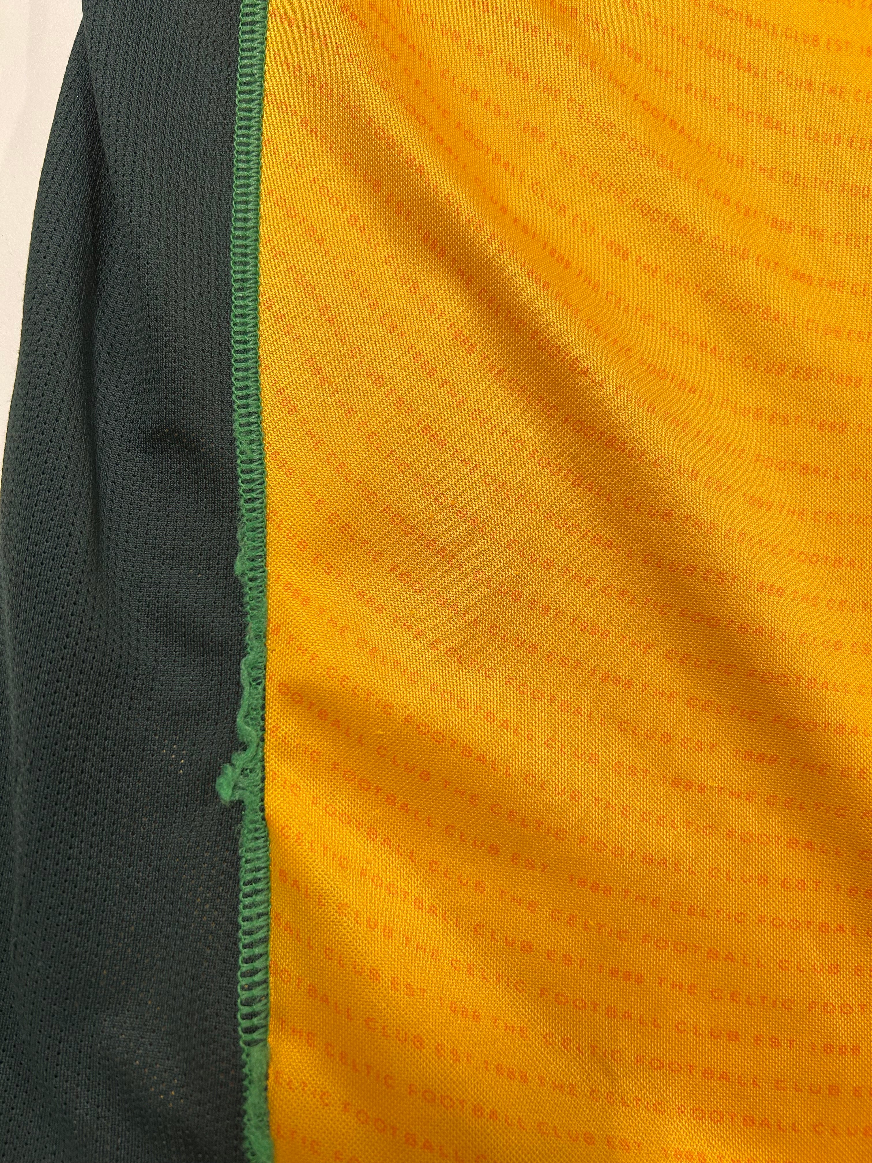 Umbro - Celtic FC 2002/03 Away Football Shirt 'LARSSON'