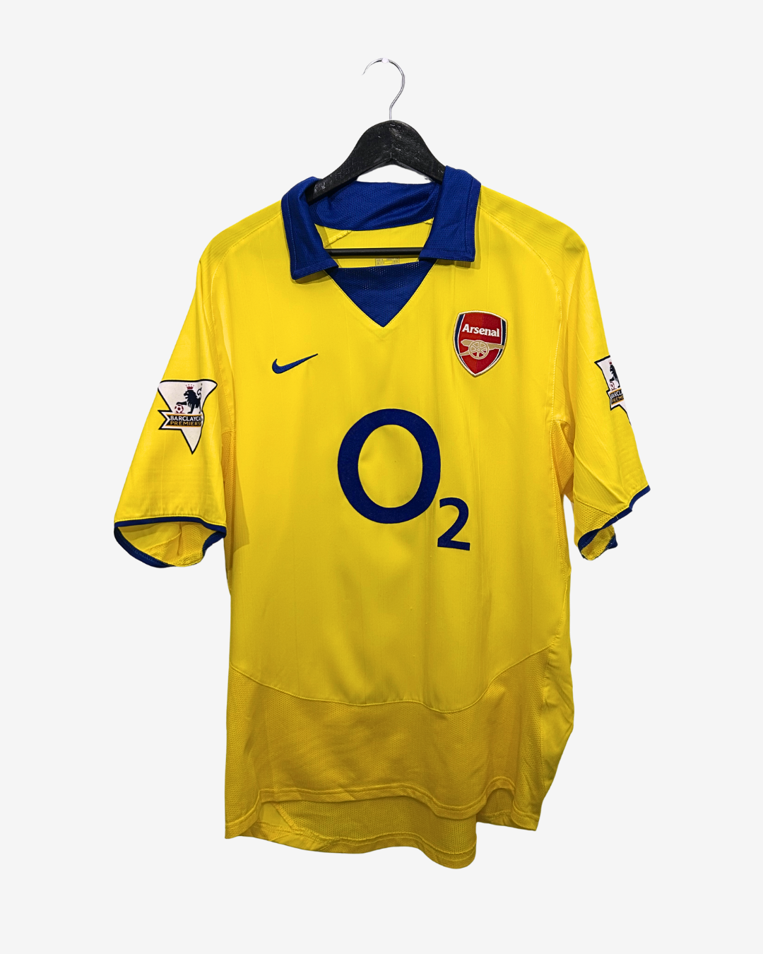 arsenal 2003 04 away henry o2 sponsor
