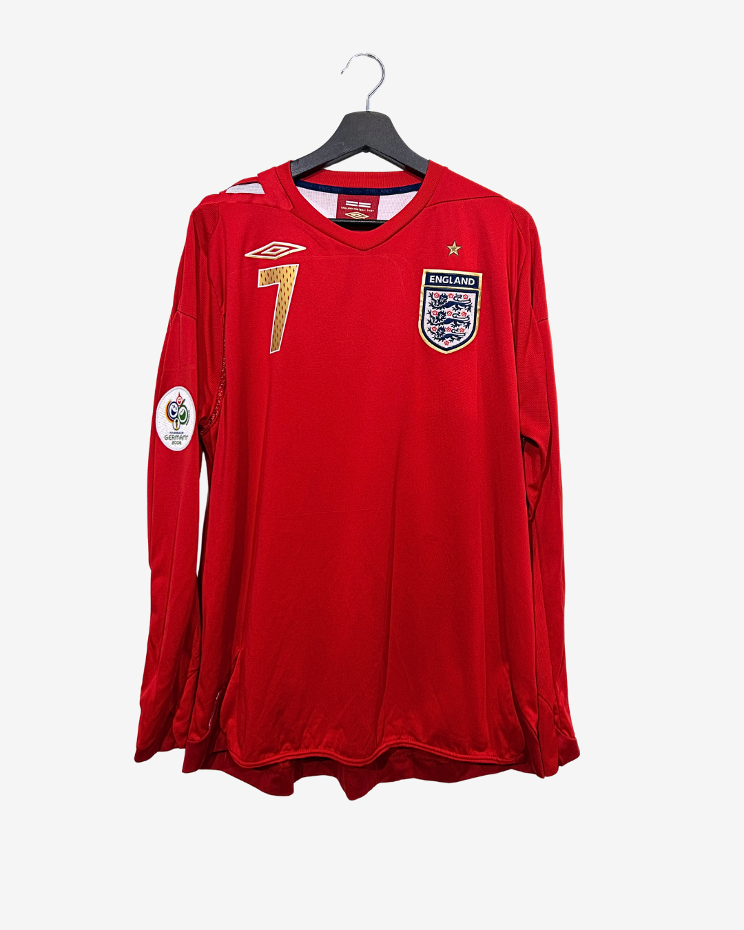 Umbro-England2006AwayFootballShirt_BECKHAM_front