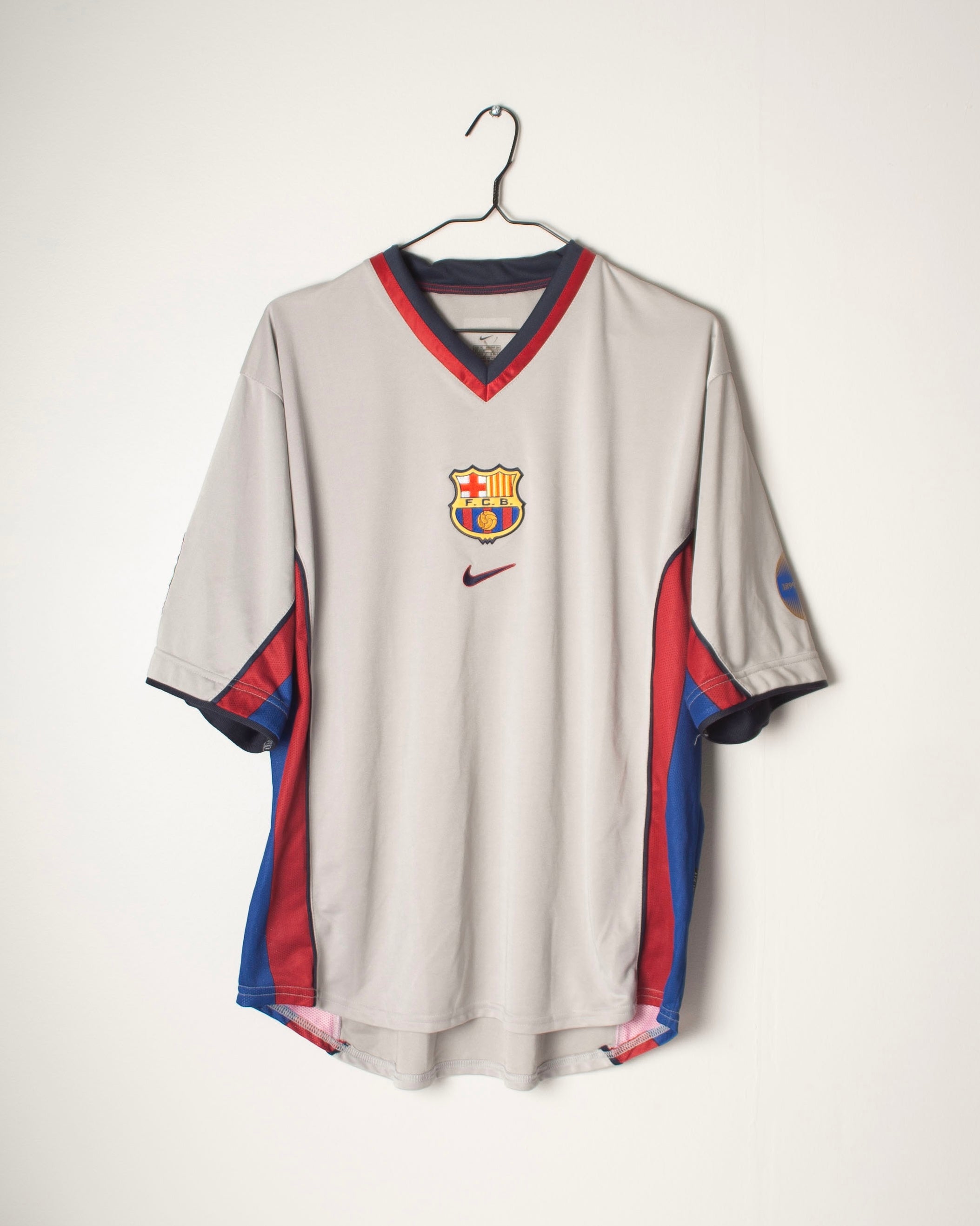 Nike - FC Barcelona 1999/01 Away Football Shirt 'GUARDIOLA'