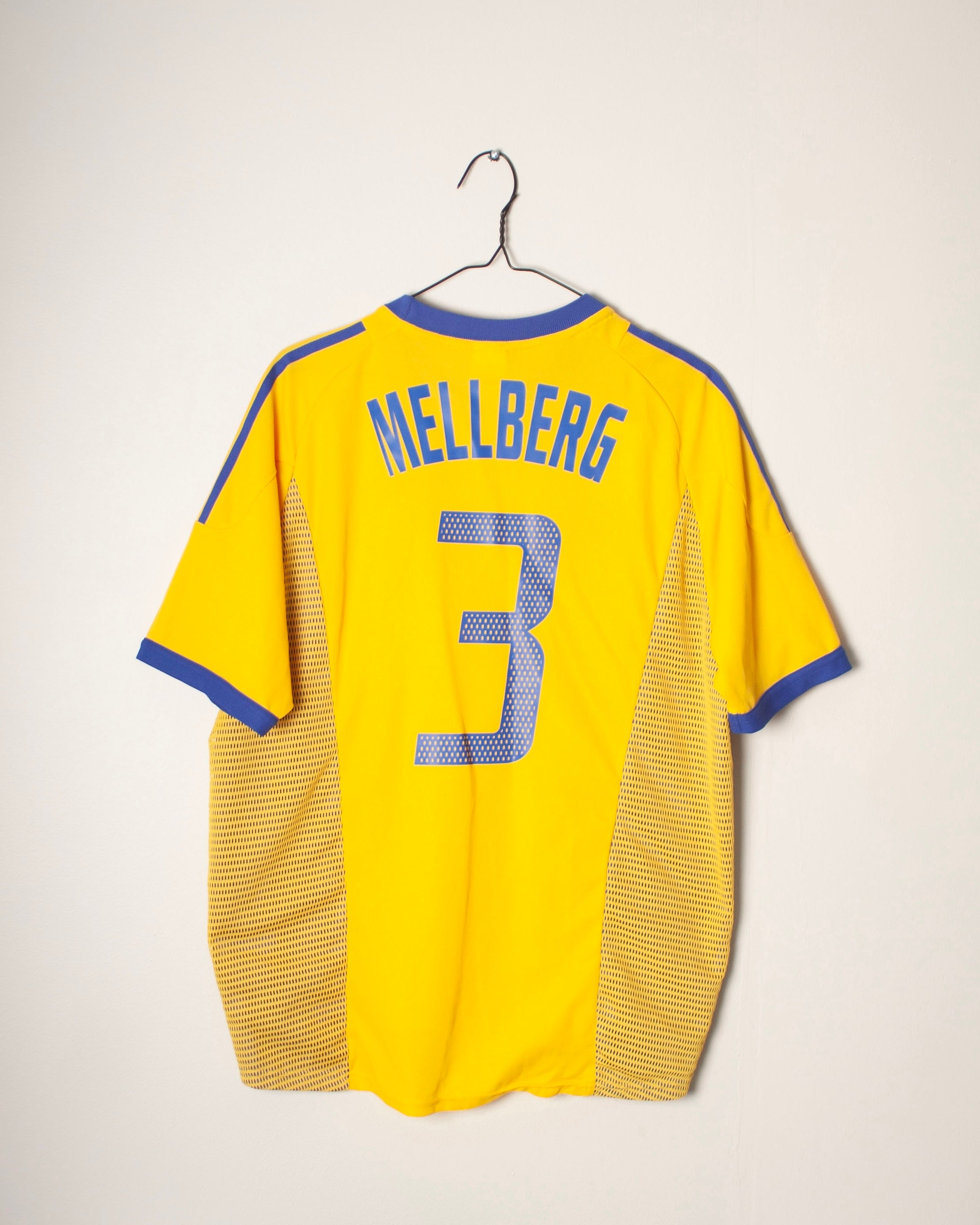 Adidas - Sweden 2002 Home Football Shirt 'MELLBERG'