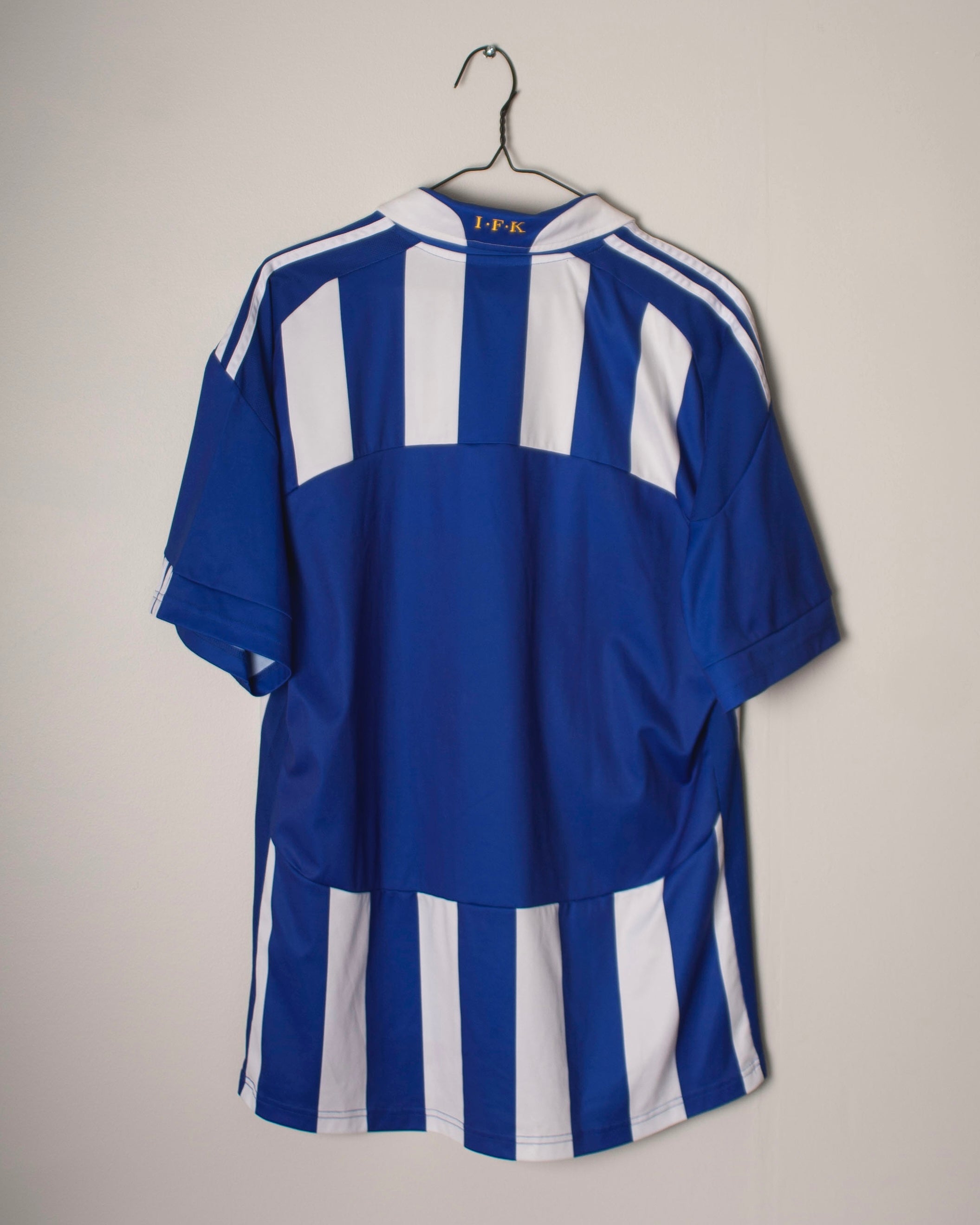 Adidas - IFK Göteborg 2010 Home Football Shirt