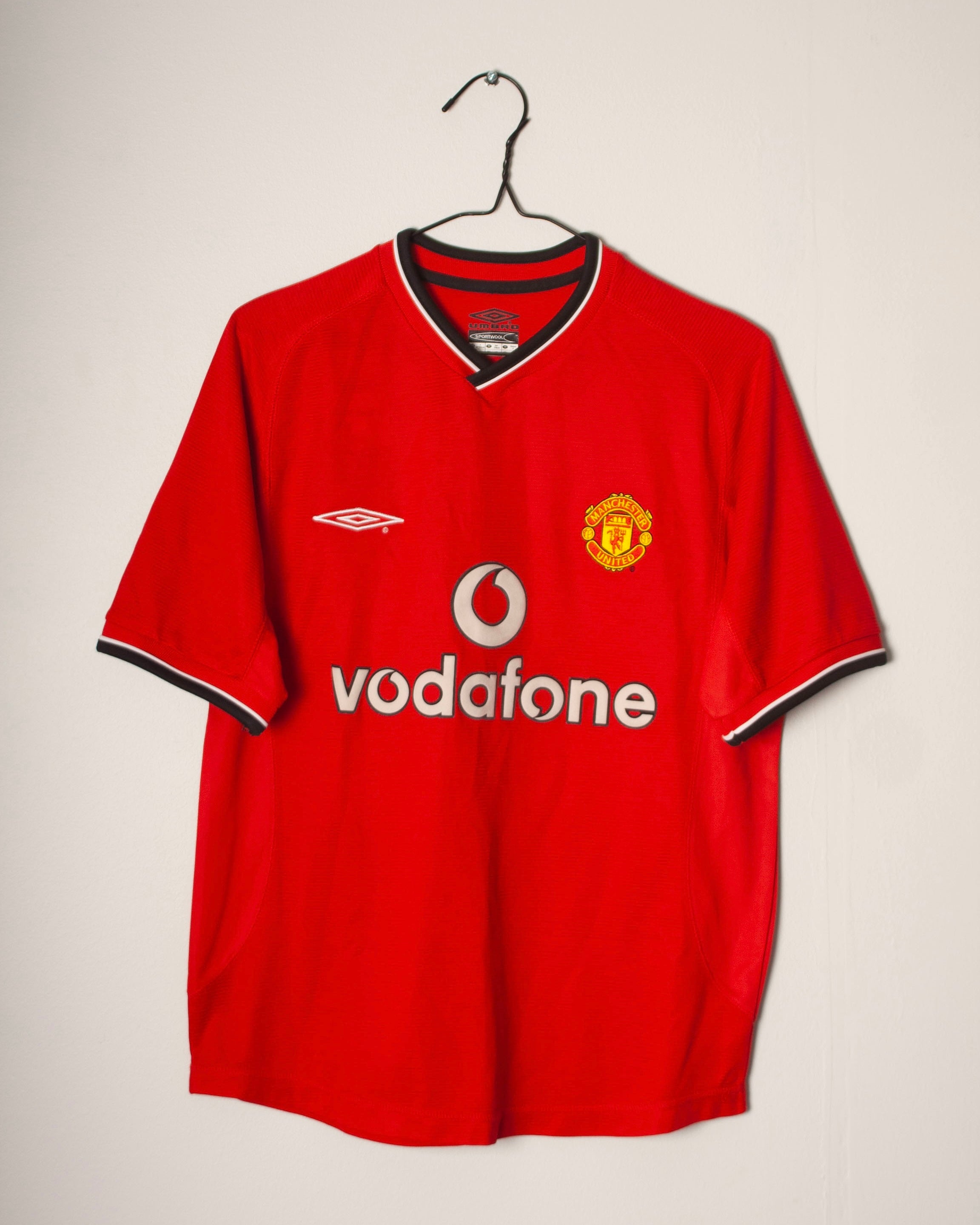 Umbro - Manchester United 2000/02 Home Football Shirt 'BECKHAM'