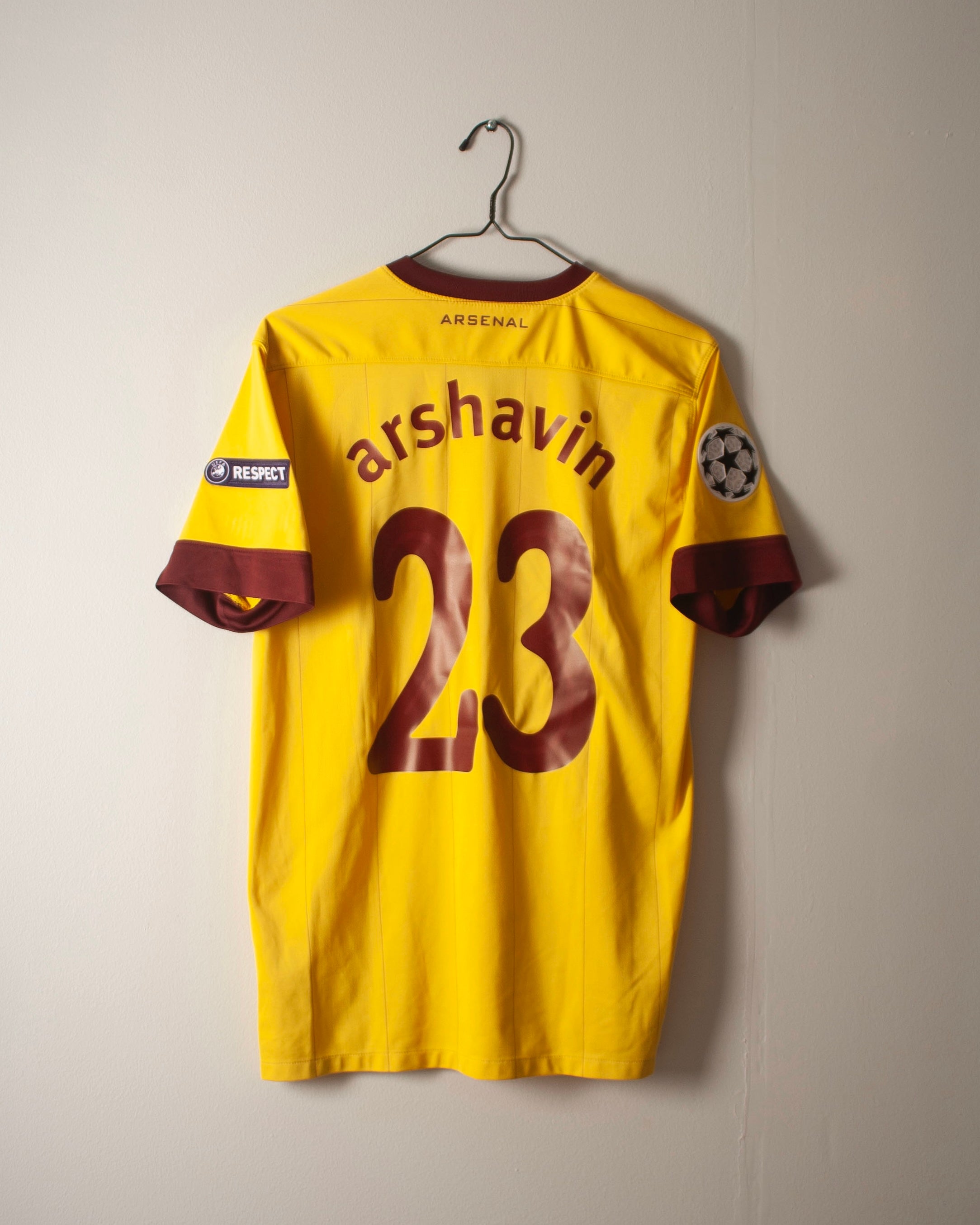 Nike - Arsenal FC 2010/11 Away Football Shirt 'ARSHAVIN'
