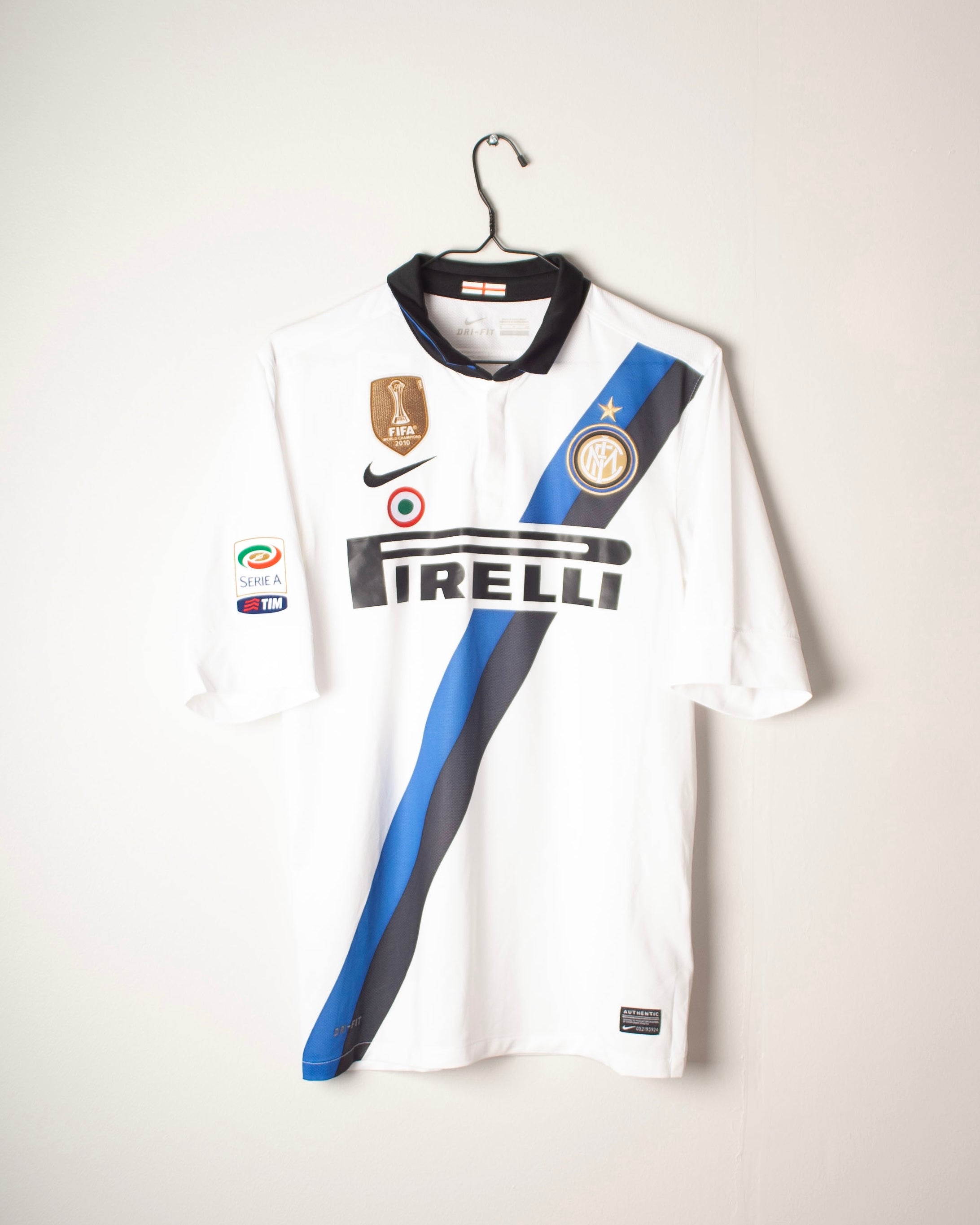 Nike - Inter Milan 2011/12 Away Football Shirt 'J.ZANETTI'